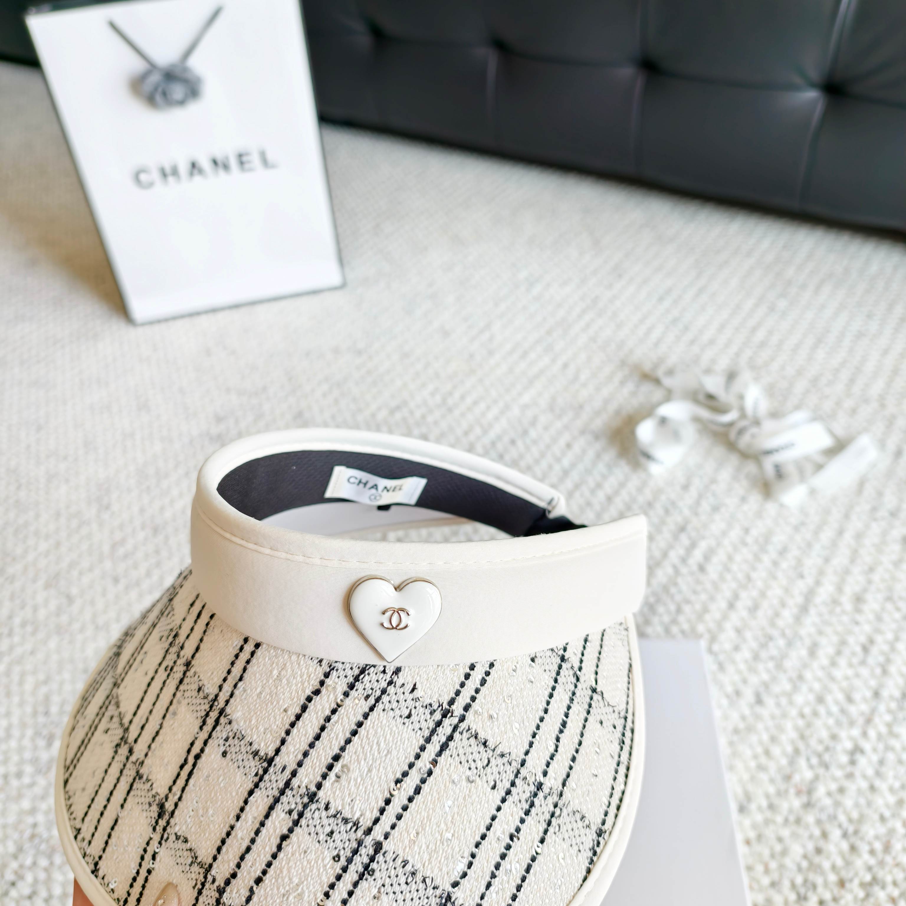 💛配防尘袋 【Chanel香奈儿】2026新款独家款小香遮阳帽空顶帽，🔆遮阳百搭～休闲出街神器