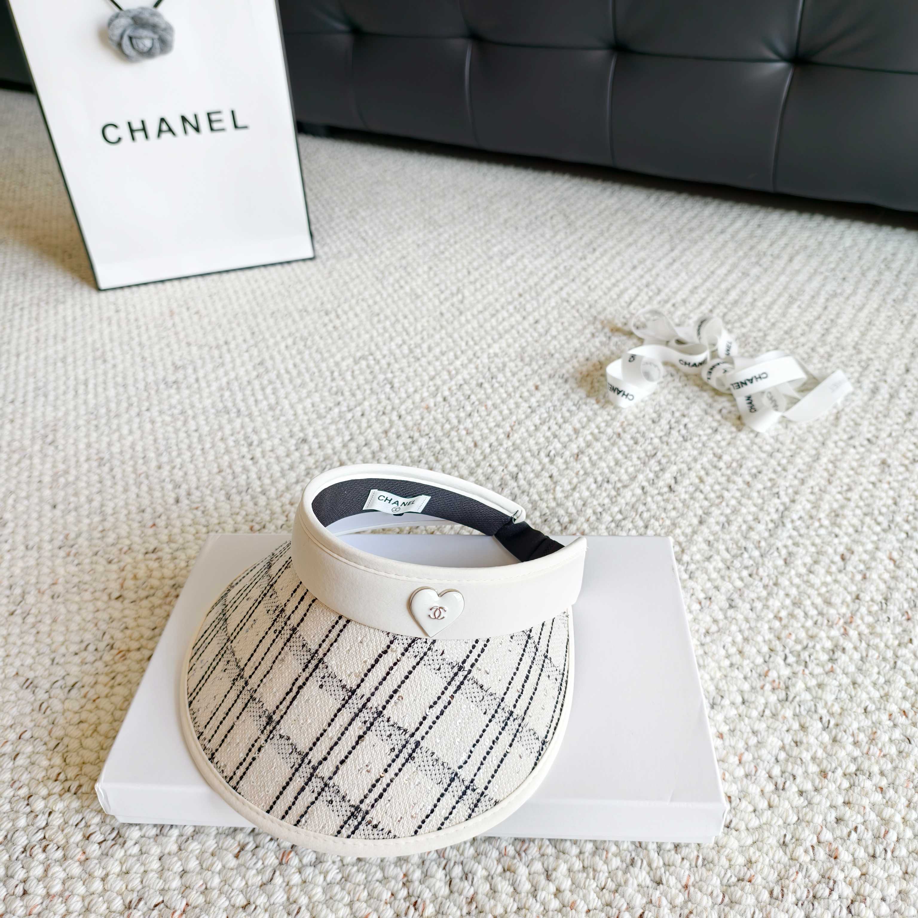 💛配防尘袋 【Chanel香奈儿】2026新款独家款小香遮阳帽空顶帽，🔆遮阳百搭～休闲出街神器