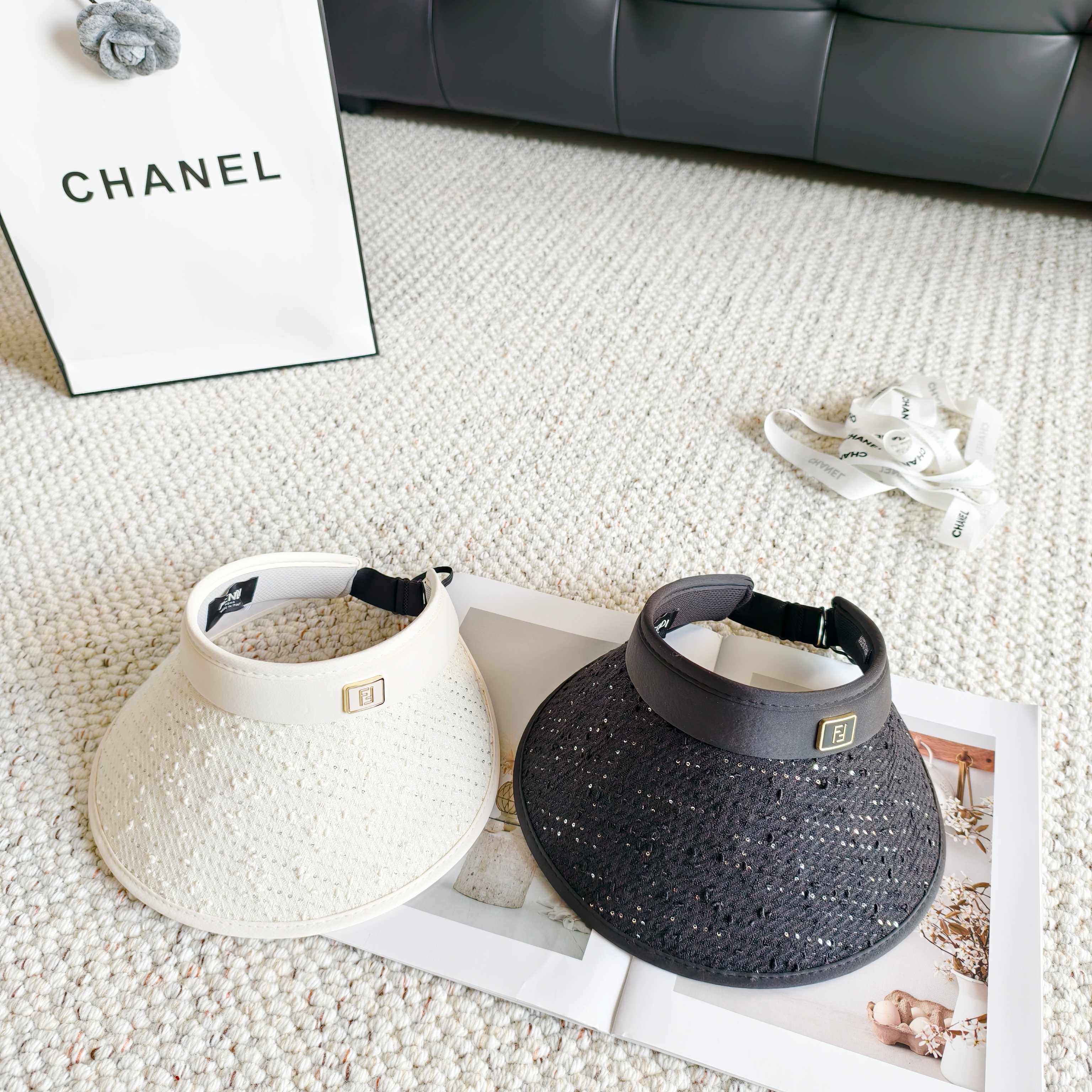 💛配防尘袋 【FENDI芬迪】2026新款独家款小香遮阳帽空顶帽，🔆遮阳百搭～休闲出街神器