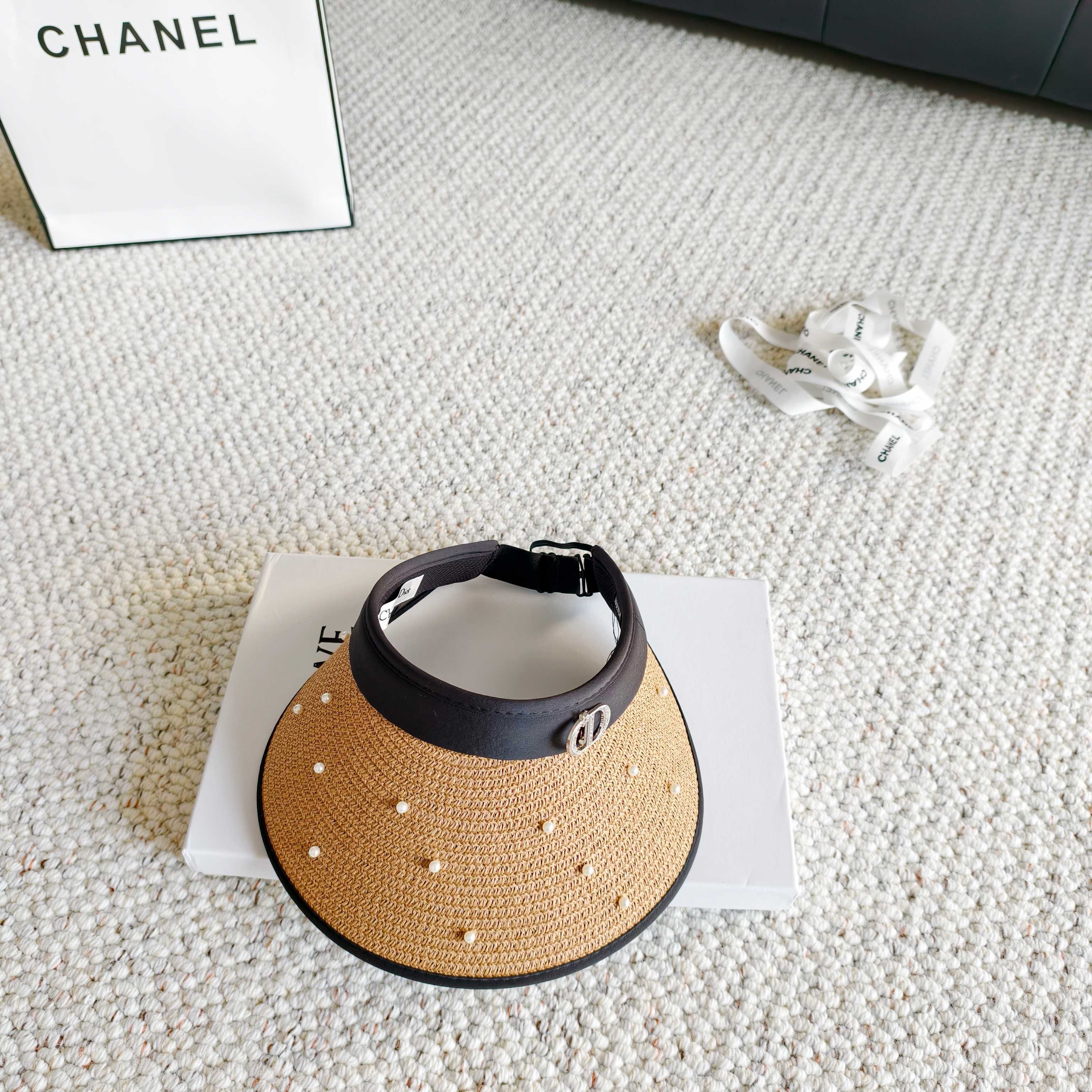 💛配防尘袋 【DIOR迪奥】2026新款独家款珍珠款遮阳帽空顶帽，🔆遮阳百搭～休闲出街神器