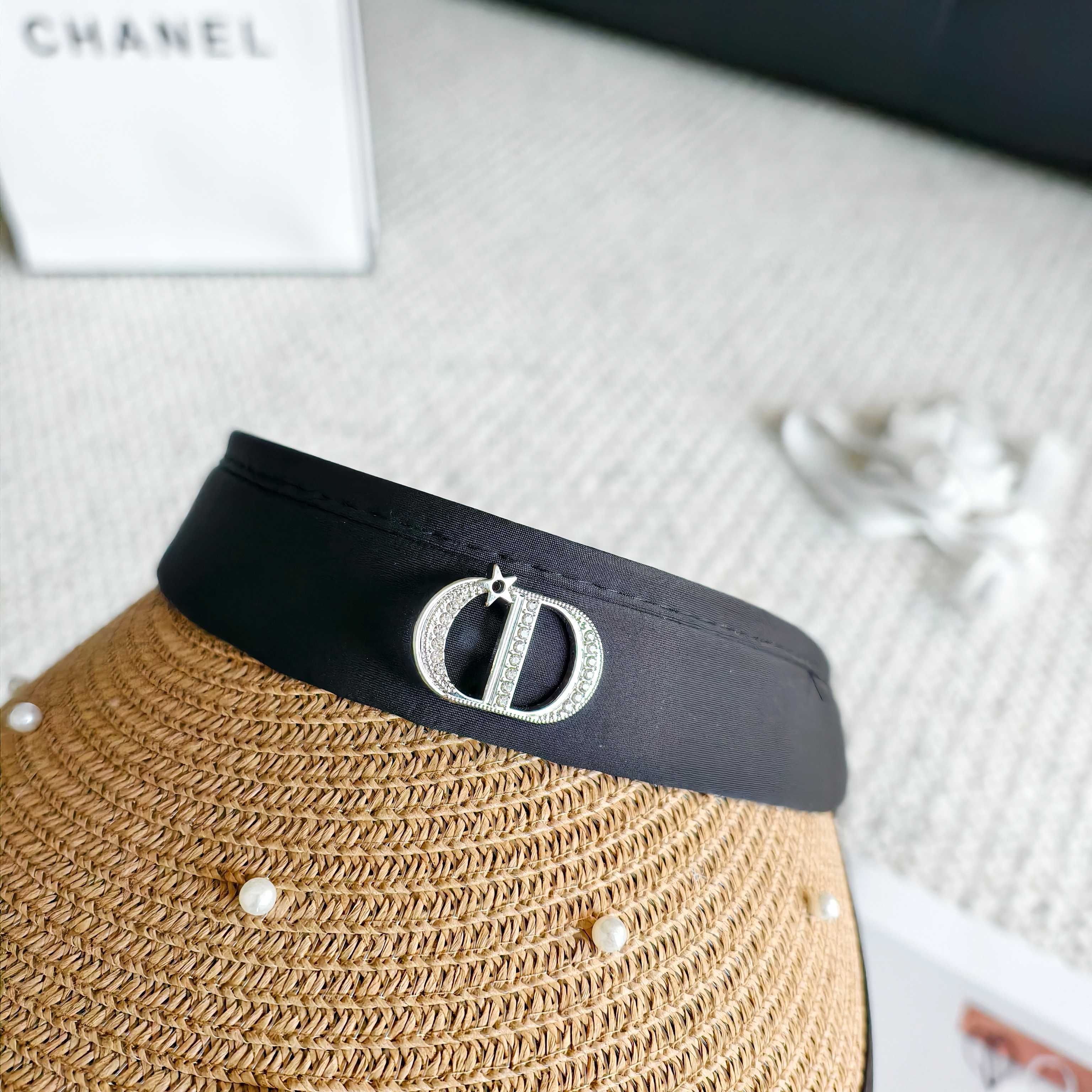 💛配防尘袋 【DIOR迪奥】2026新款独家款珍珠款遮阳帽空顶帽，🔆遮阳百搭～休闲出街神器