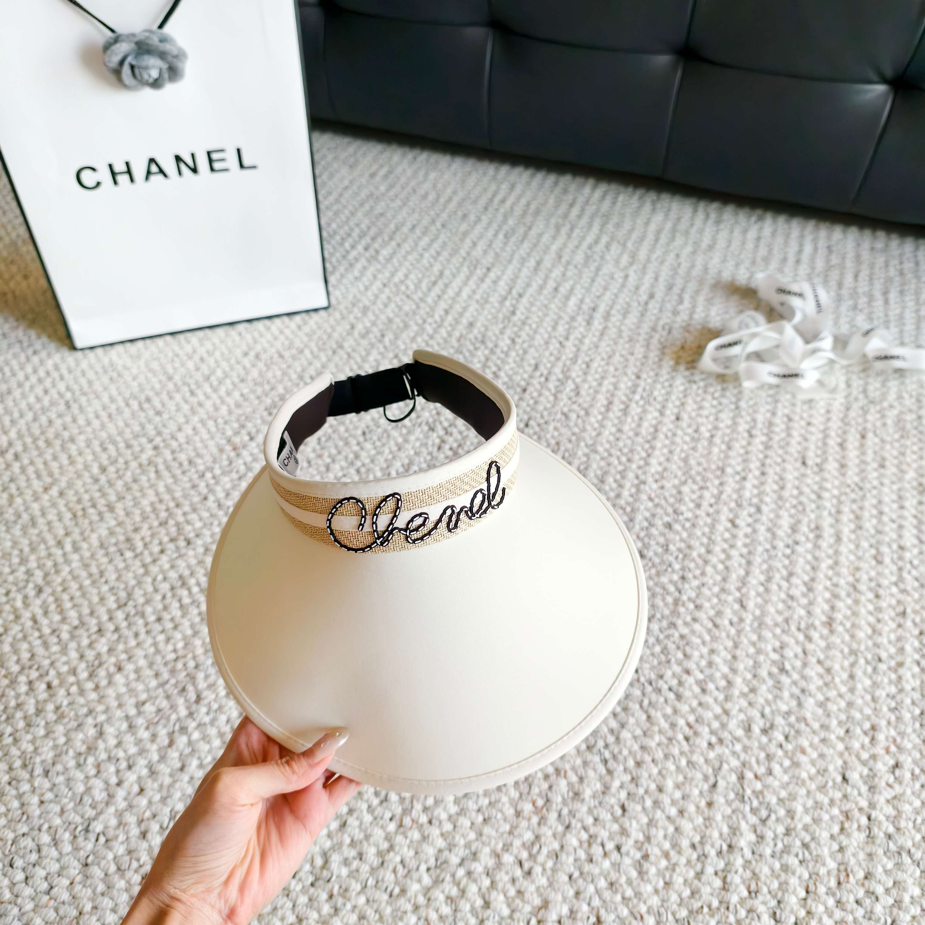 💛配防尘袋 【Chanel香奈儿】2026新款独家款小香遮阳帽空顶帽，🔆遮阳百搭～休闲出街神器