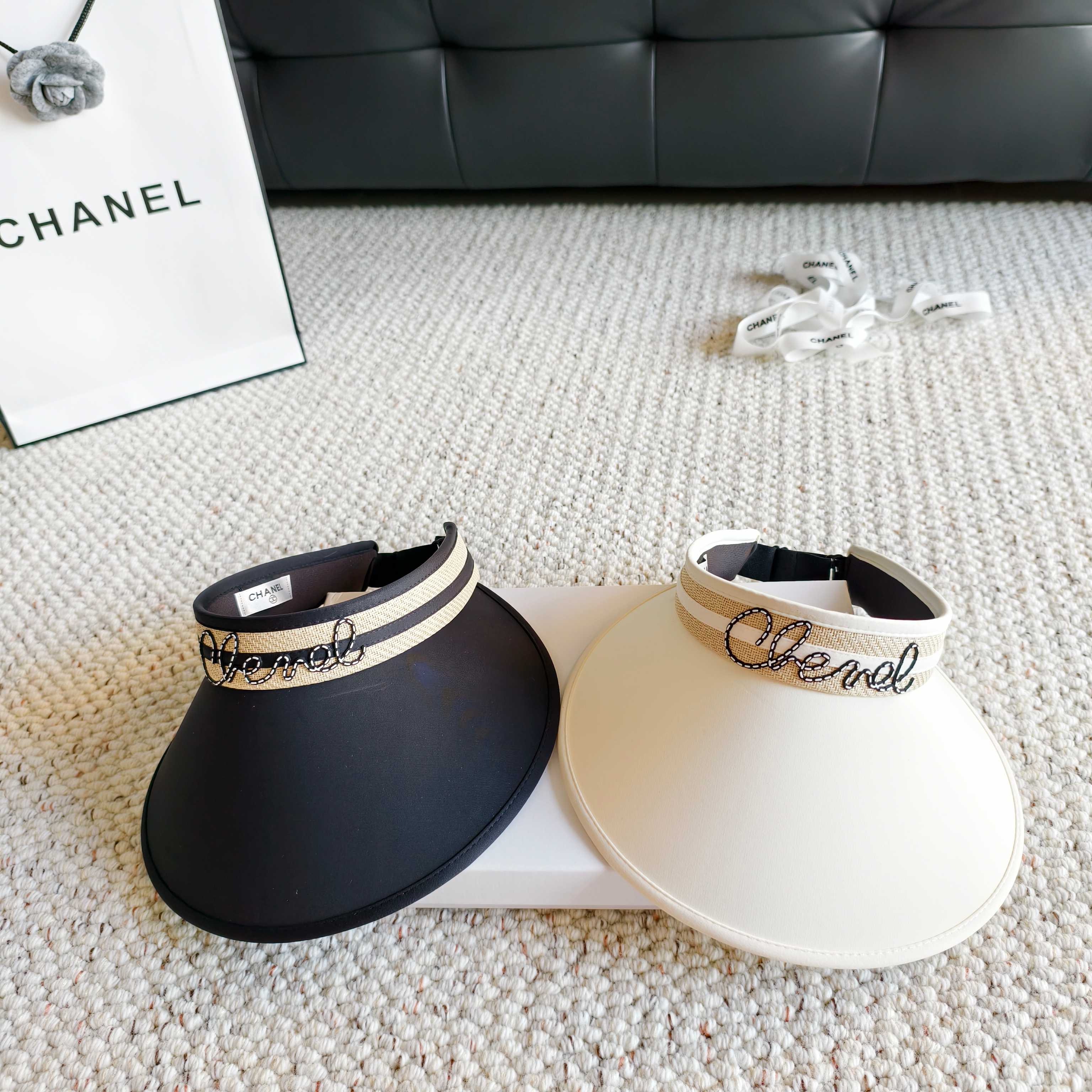 💛配防尘袋 【Chanel香奈儿】2026新款独家款小香遮阳帽空顶帽，🔆遮阳百搭～休闲出街神器