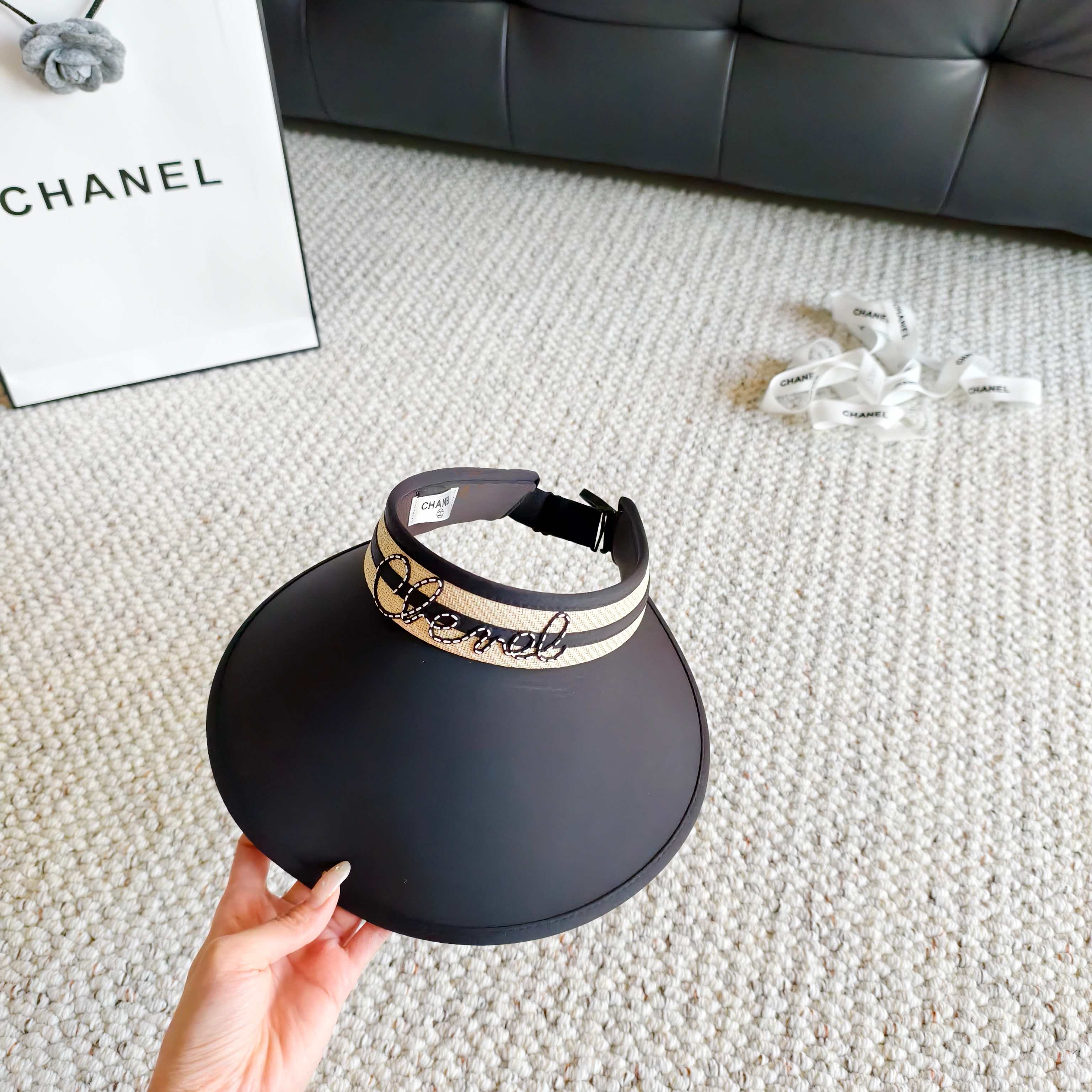 💛配防尘袋 【Chanel香奈儿】2026新款独家款小香遮阳帽空顶帽，🔆遮阳百搭～休闲出街神器