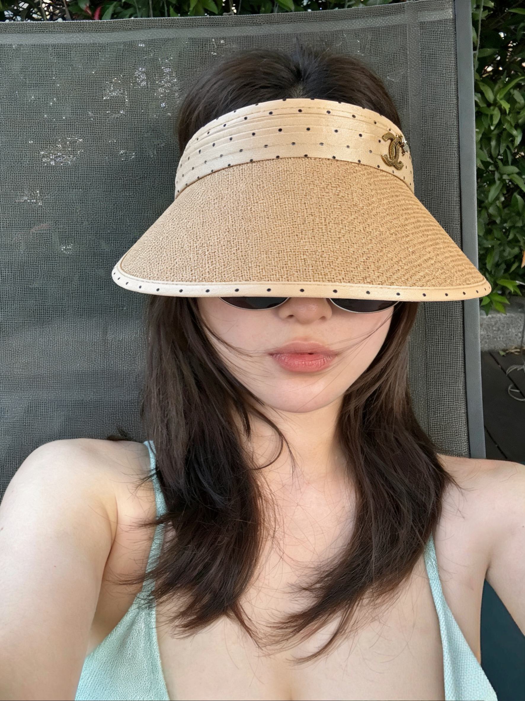 💛配防尘袋 【Chanel香奈儿】2026新款独家款小香拼接款遮阳帽空顶帽，🔆遮阳百搭～休闲出街神器