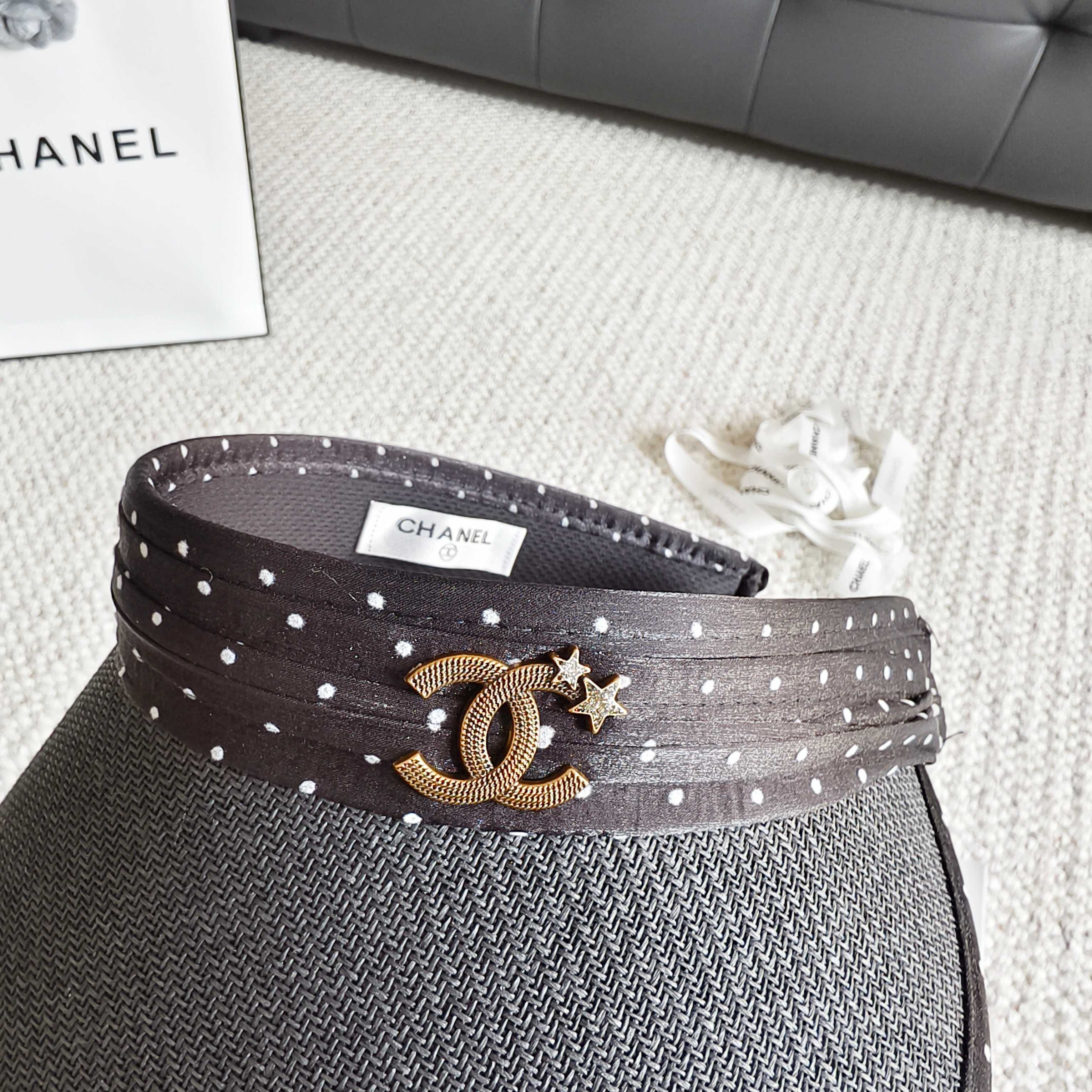 💛配防尘袋 【Chanel香奈儿】2026新款独家款小香拼接款遮阳帽空顶帽，🔆遮阳百搭～休闲出街神器