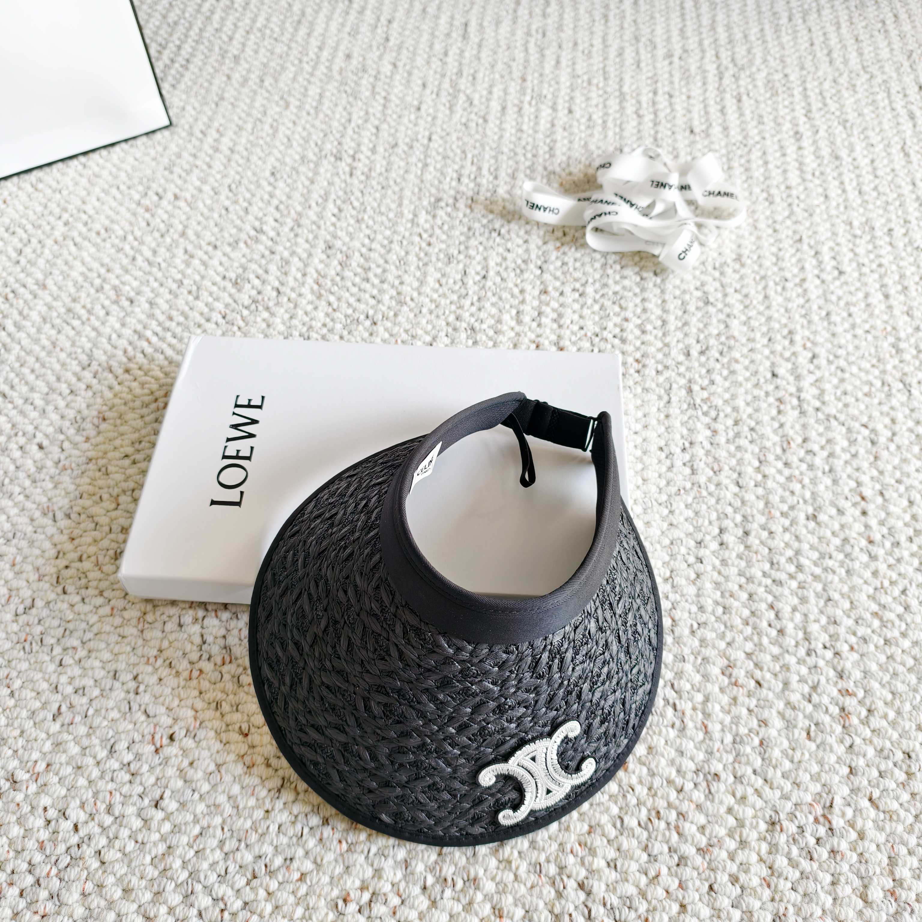 💛配防尘袋 【CELINE赛琳】2026新款独家款密织遮阳帽空顶帽，🔆遮阳百搭～休闲出街神器