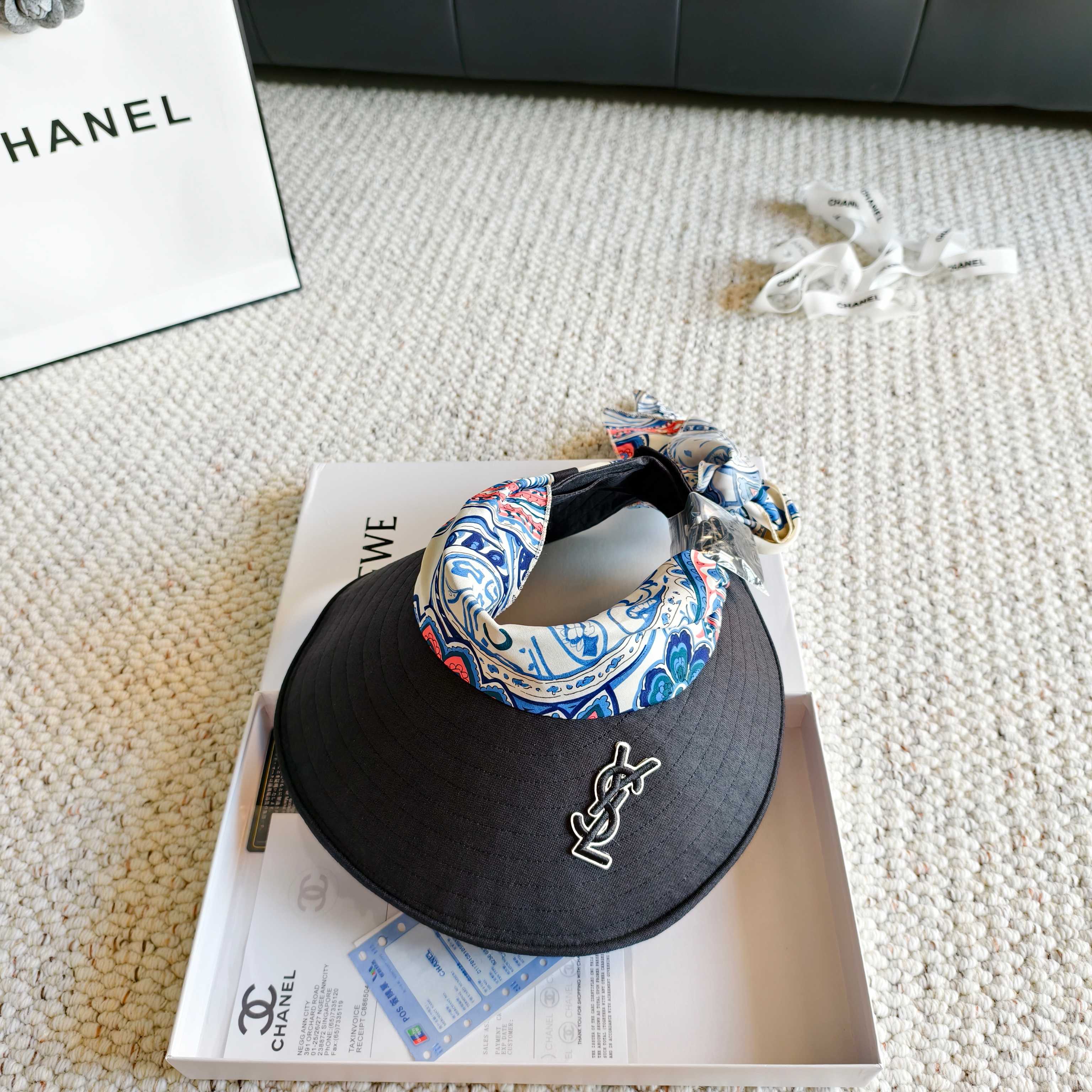 💛配防尘袋 【YSL圣罗兰】2026新款独家款民族风遮阳帽空顶帽，🔆遮阳百搭～休闲出街神器