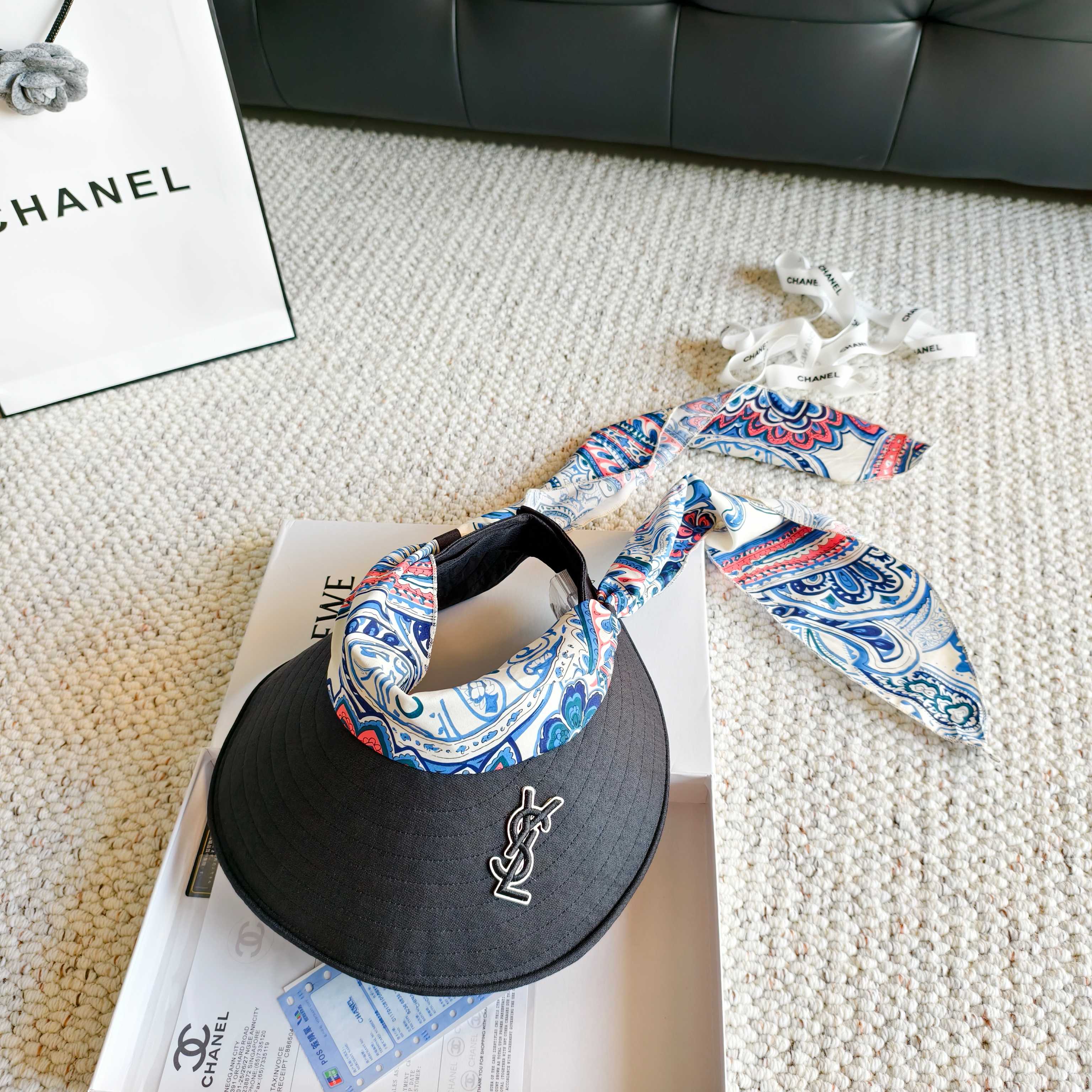 💛配防尘袋 【YSL圣罗兰】2026新款独家款民族风遮阳帽空顶帽，🔆遮阳百搭～休闲出街神器