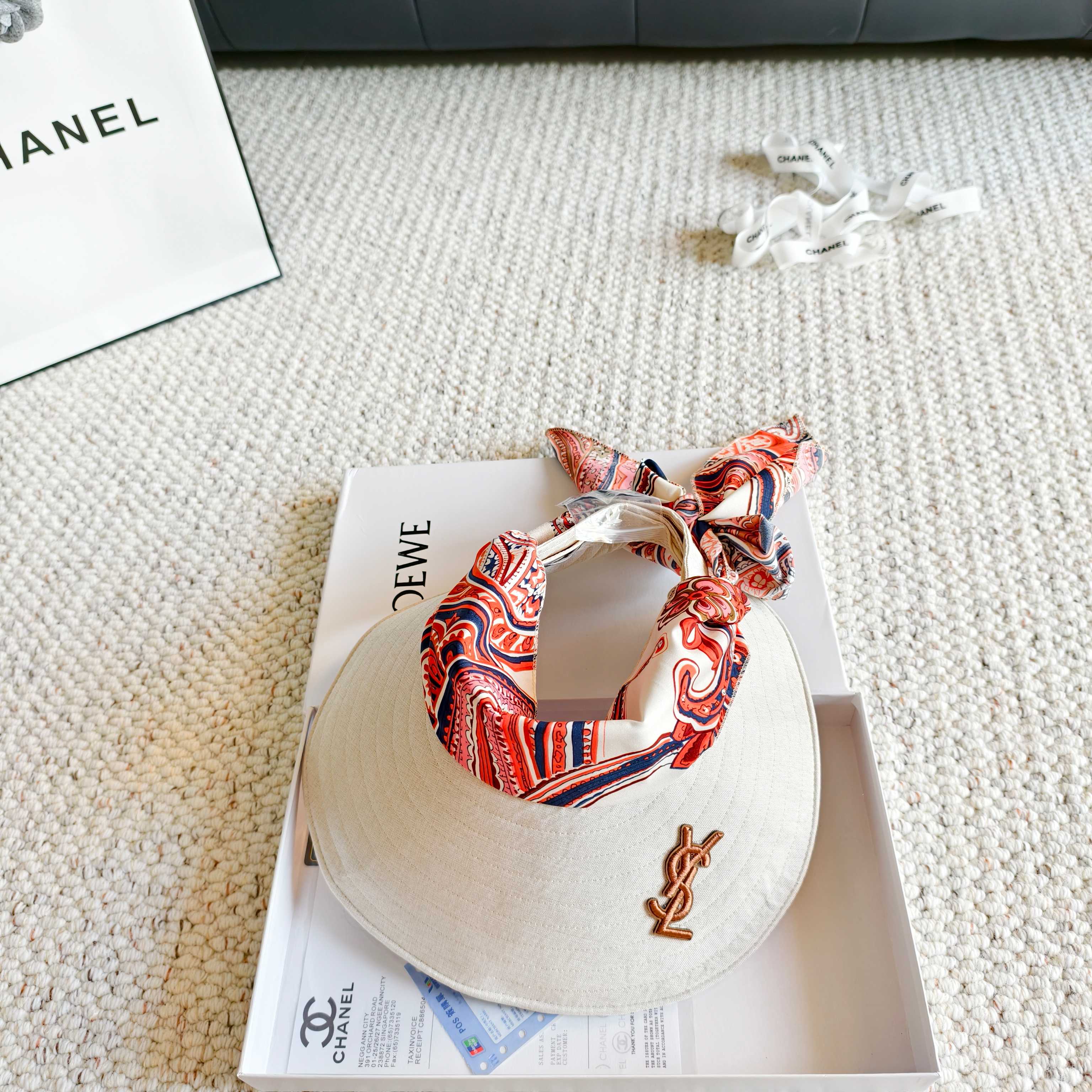 💛配防尘袋 【YSL圣罗兰】2026新款独家款民族风遮阳帽空顶帽，🔆遮阳百搭～休闲出街神器