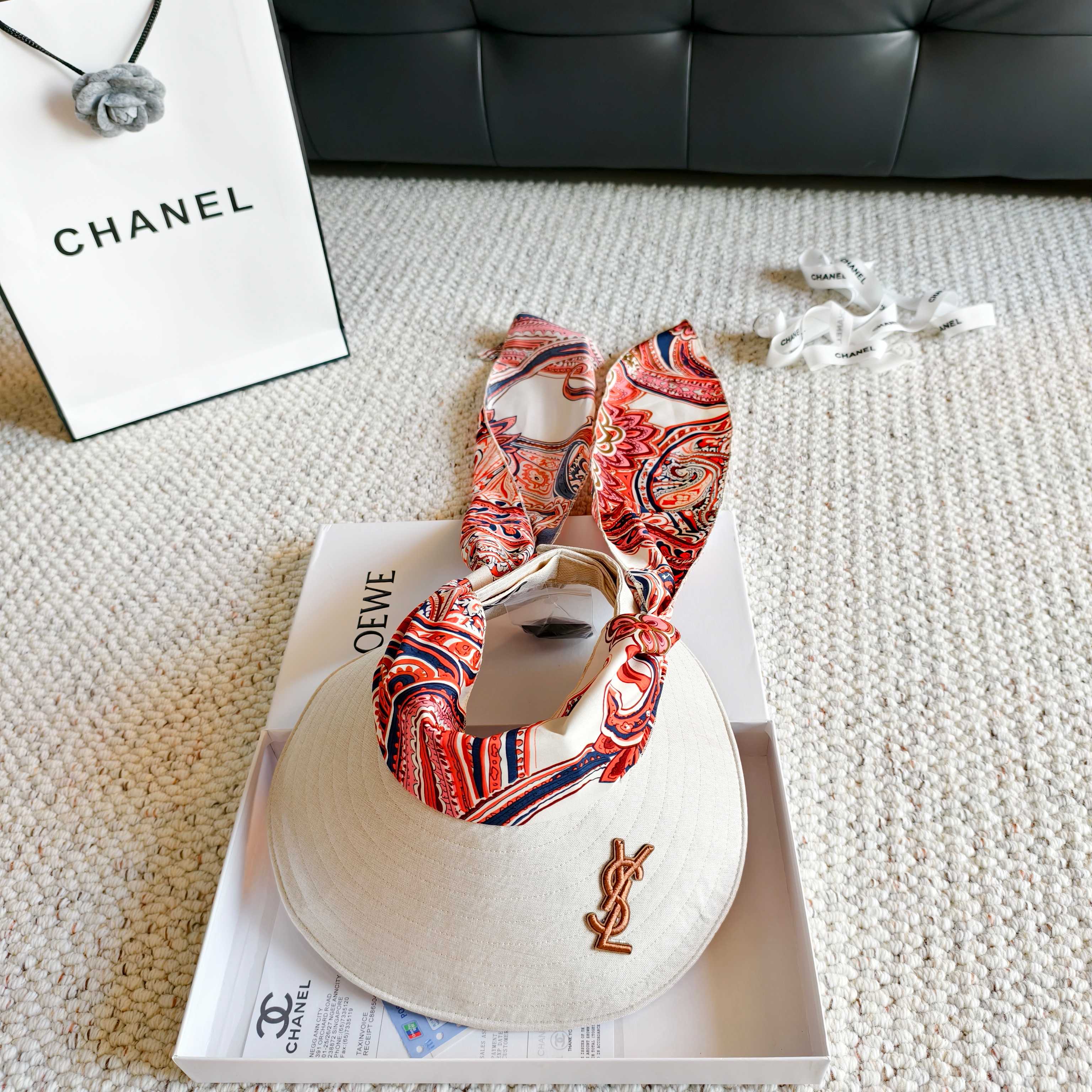 💛配防尘袋 【YSL圣罗兰】2026新款独家款民族风遮阳帽空顶帽，🔆遮阳百搭～休闲出街神器