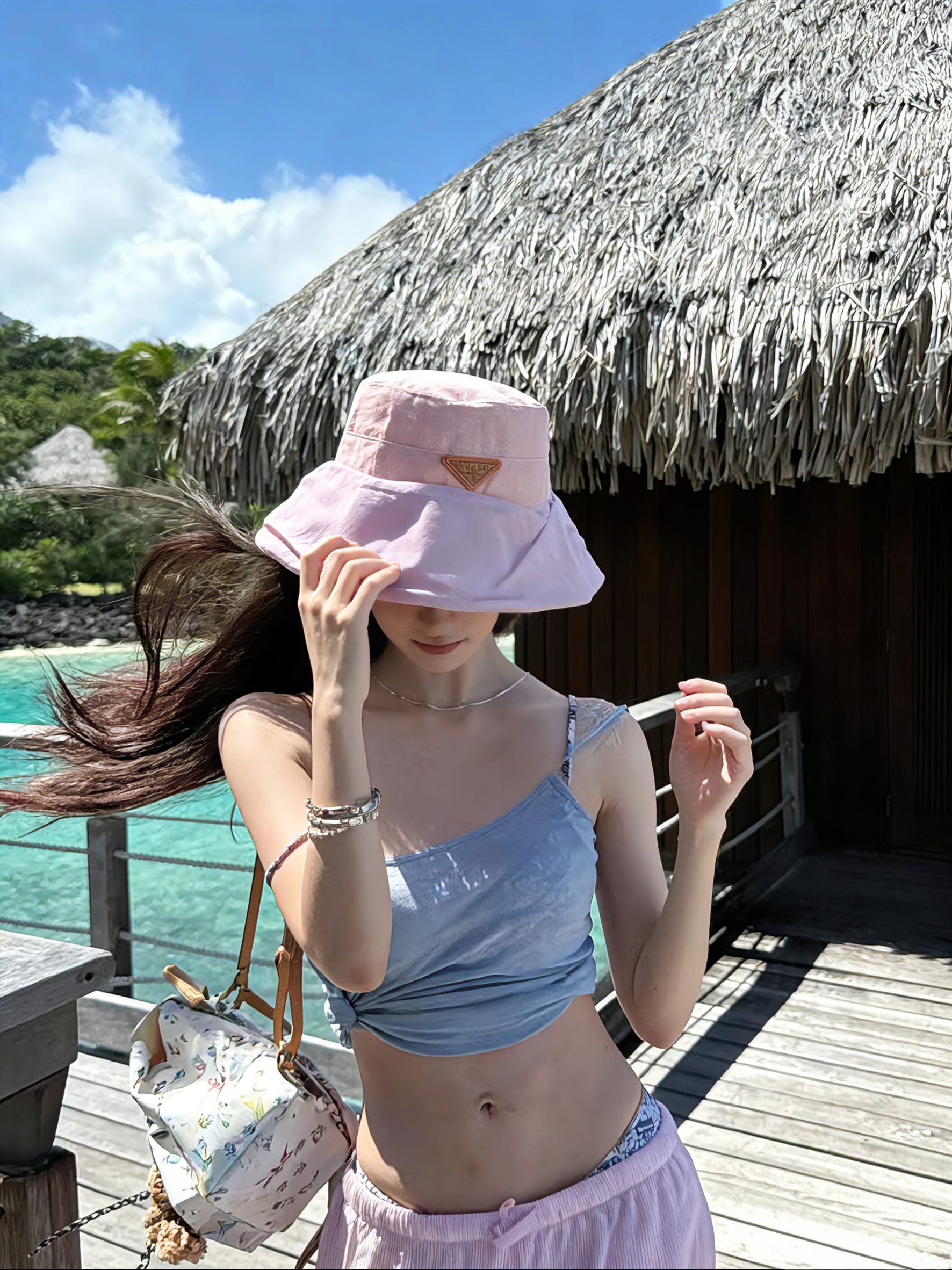 💛配防尘袋【Prada普拉达】2026新款棉麻轻便款渔夫帽，🔆百搭日常款～休闲出街#