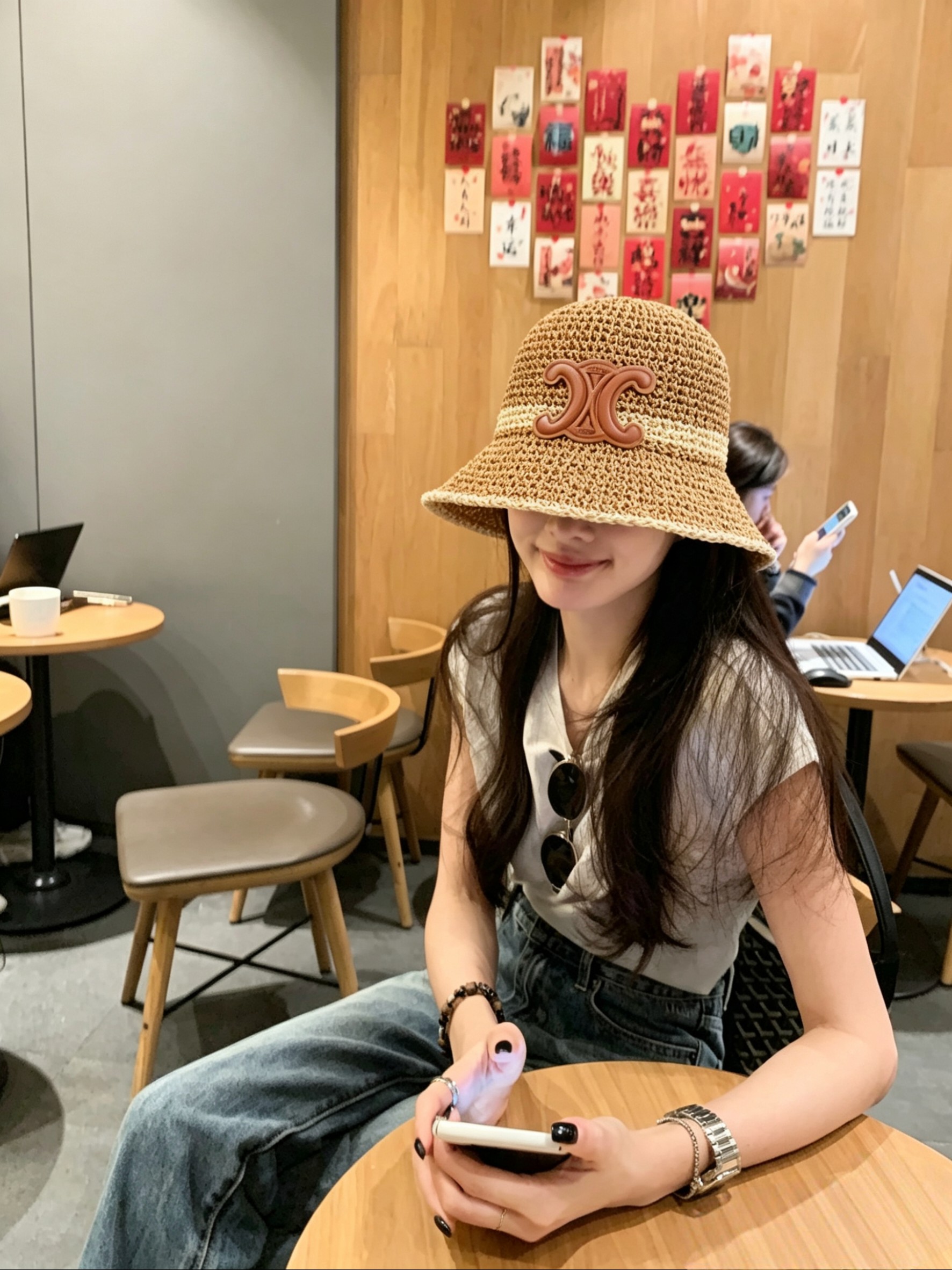 💛配防尘袋【CELINE赛琳】2026春夏新款编织凯旋门渔夫帽，独特设计～复古文艺的一款