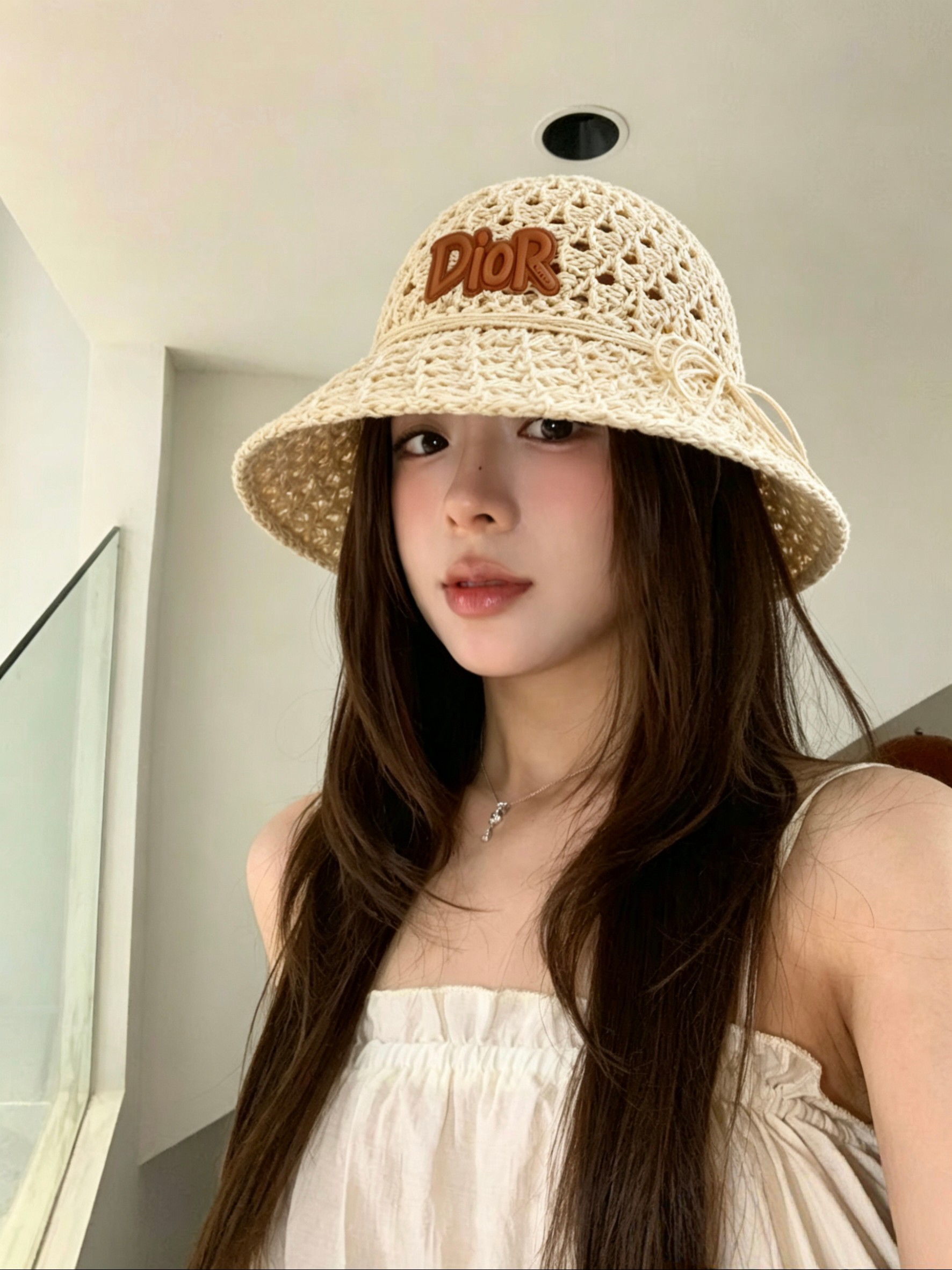 特💛配防尘袋【DIOR迪奥】2026春夏新款草编度假渔夫帽草帽，独特设计～复古文艺的一款
