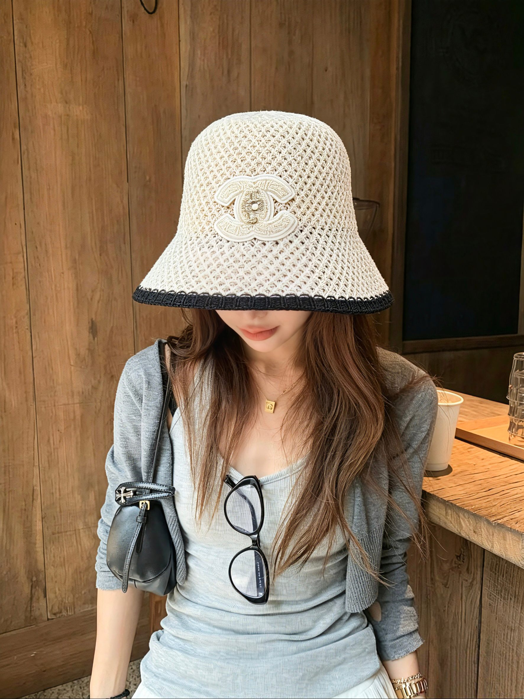 💛配防尘袋【Chanel香奈儿】2026春夏新款小香风拼色简约大方渔夫帽，独特设计～复古文艺的一款