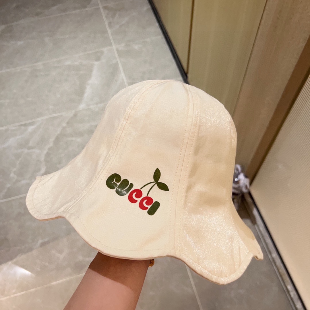 💛配防尘袋【GUCCI古驰】2026新款波浪帽沿防水滑面材质渔夫帽，大牌款超好搭配，赶紧入手！