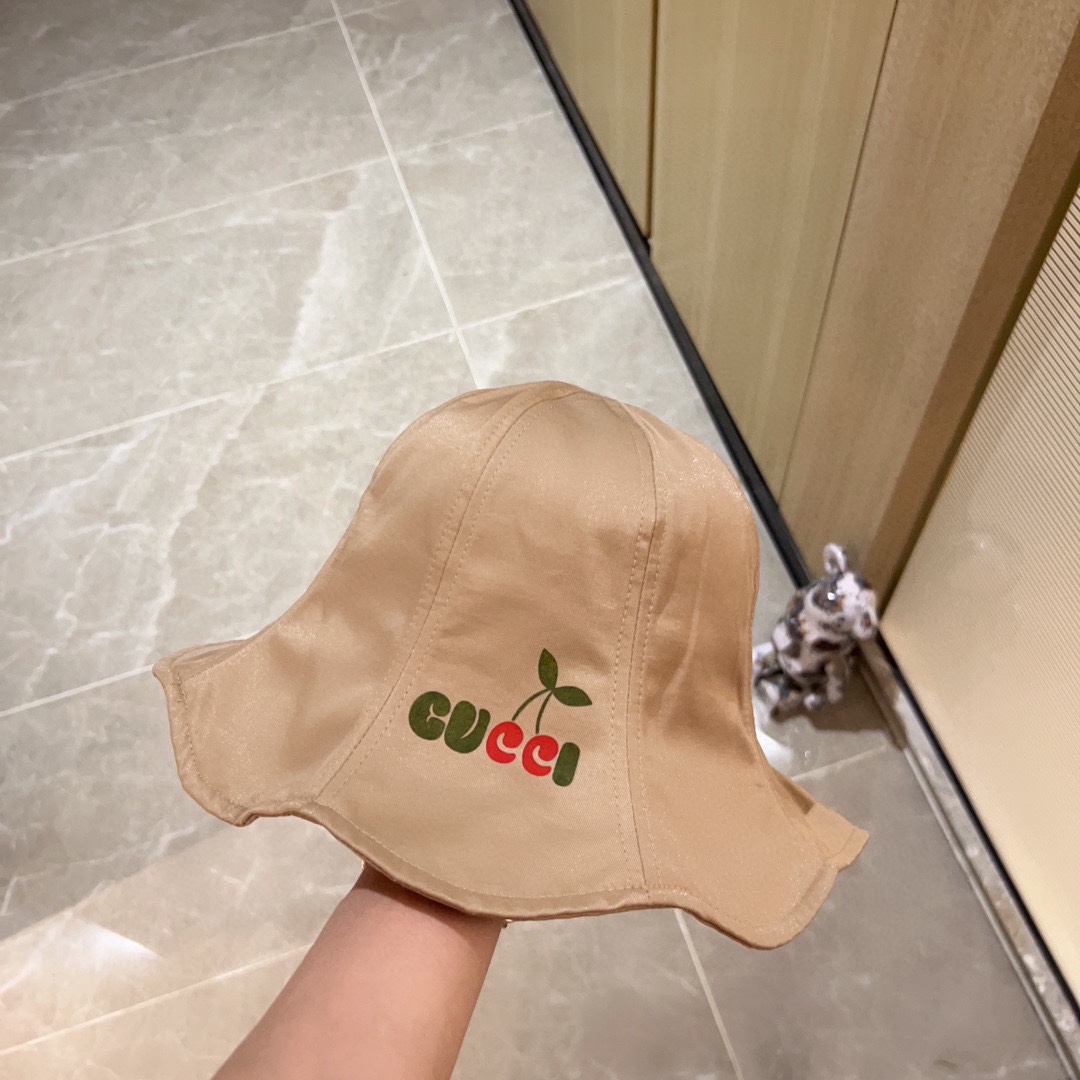 💛配防尘袋【GUCCI古驰】2026新款波浪帽沿防水滑面材质渔夫帽，大牌款超好搭配，赶紧入手！