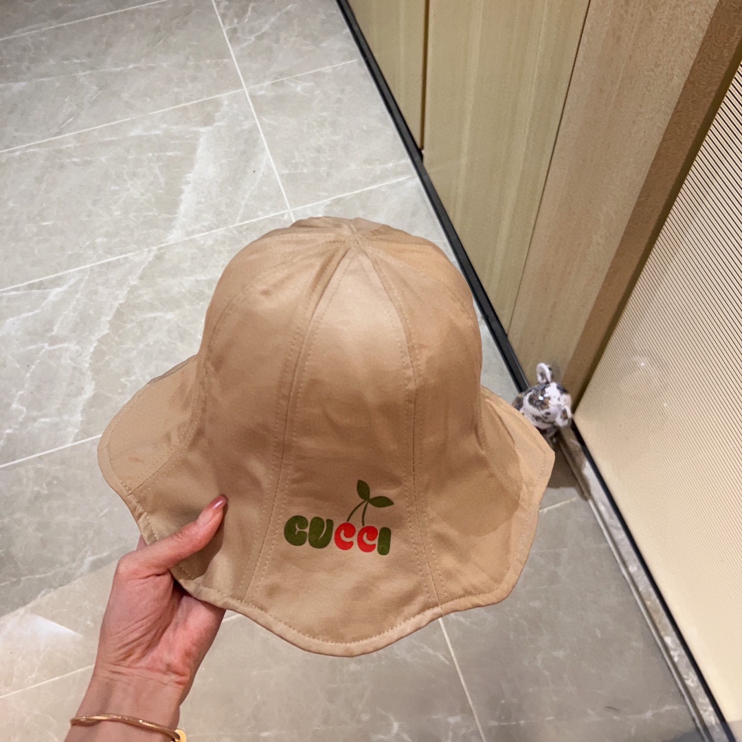 💛配防尘袋【GUCCI古驰】2026新款波浪帽沿防水滑面材质渔夫帽，大牌款超好搭配，赶紧入手！
