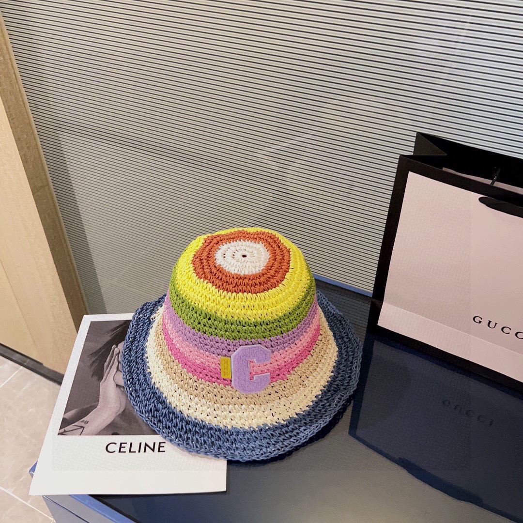 💛配防尘袋【Celine赛琳】2026新款彩虹拼色度假风草编渔夫帽草帽，出街必备超好搭配，赶紧入手！