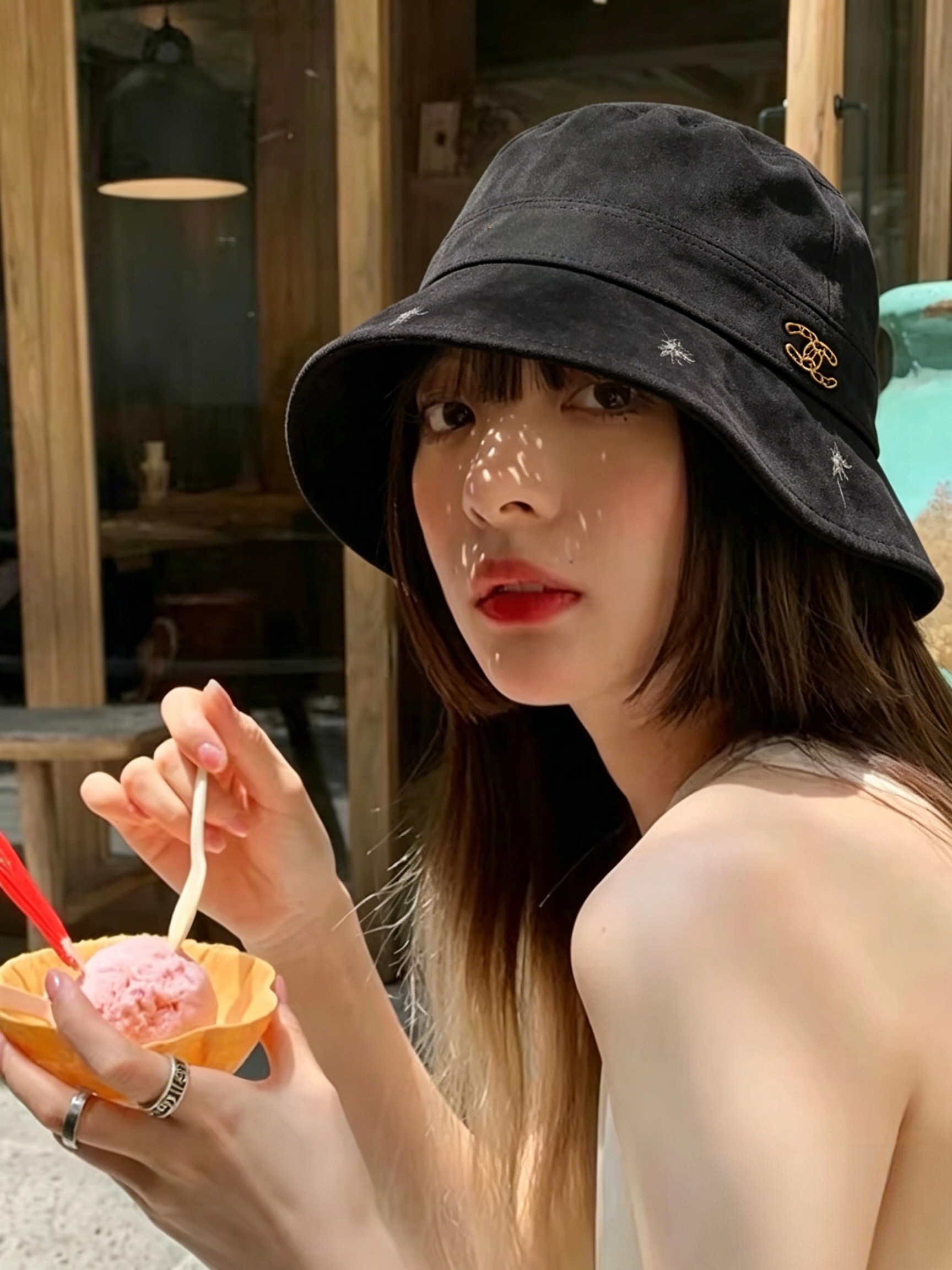 💛配防尘袋【CHANEL香奈儿】2026新款秋冬新款不规则款渔夫帽，🔆百搭日常款～休闲出街#