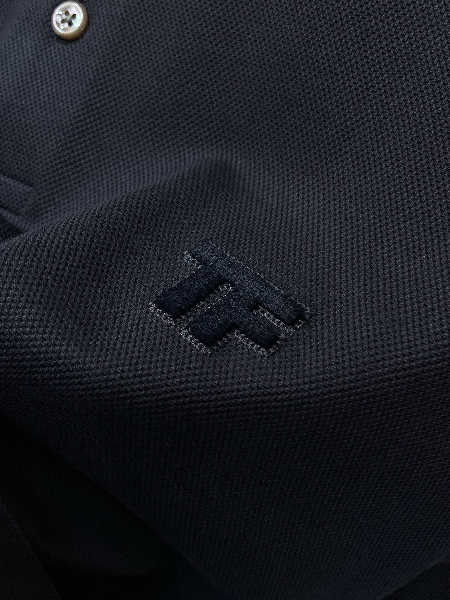 TF2024夏季新款休闲短袖翻领Polo口袋购置配色设计！都市时尚简单休闲版型原汁原味的代工厂定制渠道让