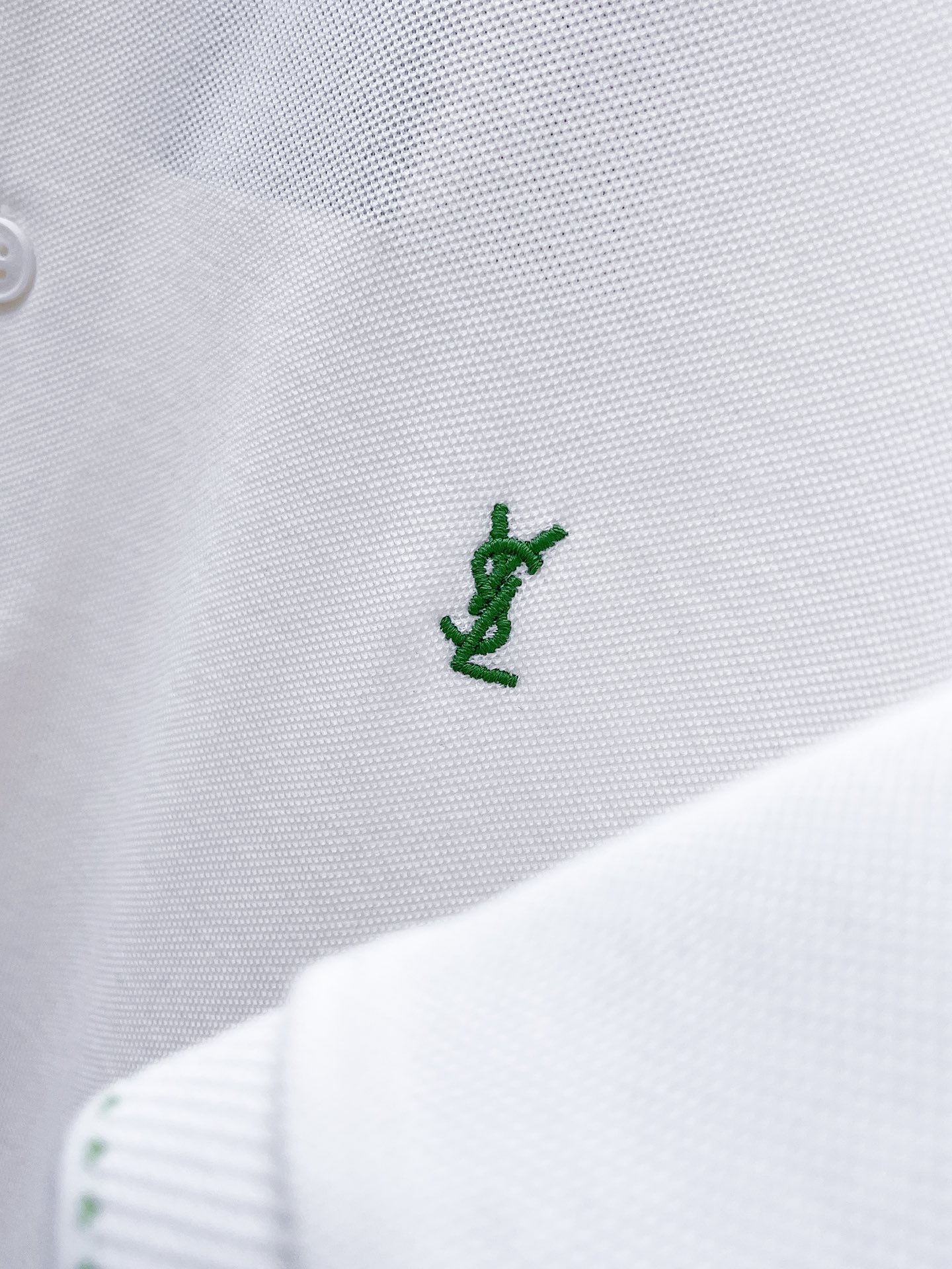 圣罗兰2024ss夏季新款字母logo男士翻领Polo衫！经典商务男款高端男装的天花板级别的商务男款！简