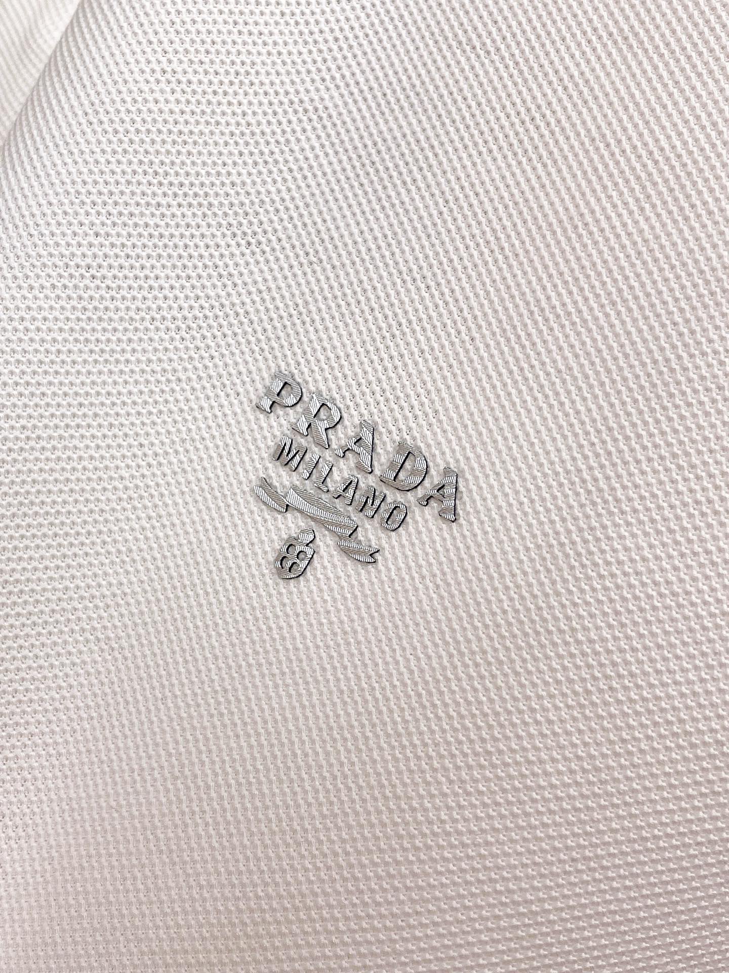 新品上市普拉达2024ss夏季新款字母logo男士翻领Polo衫！经典商务男款高端男装的天花板级别的商务