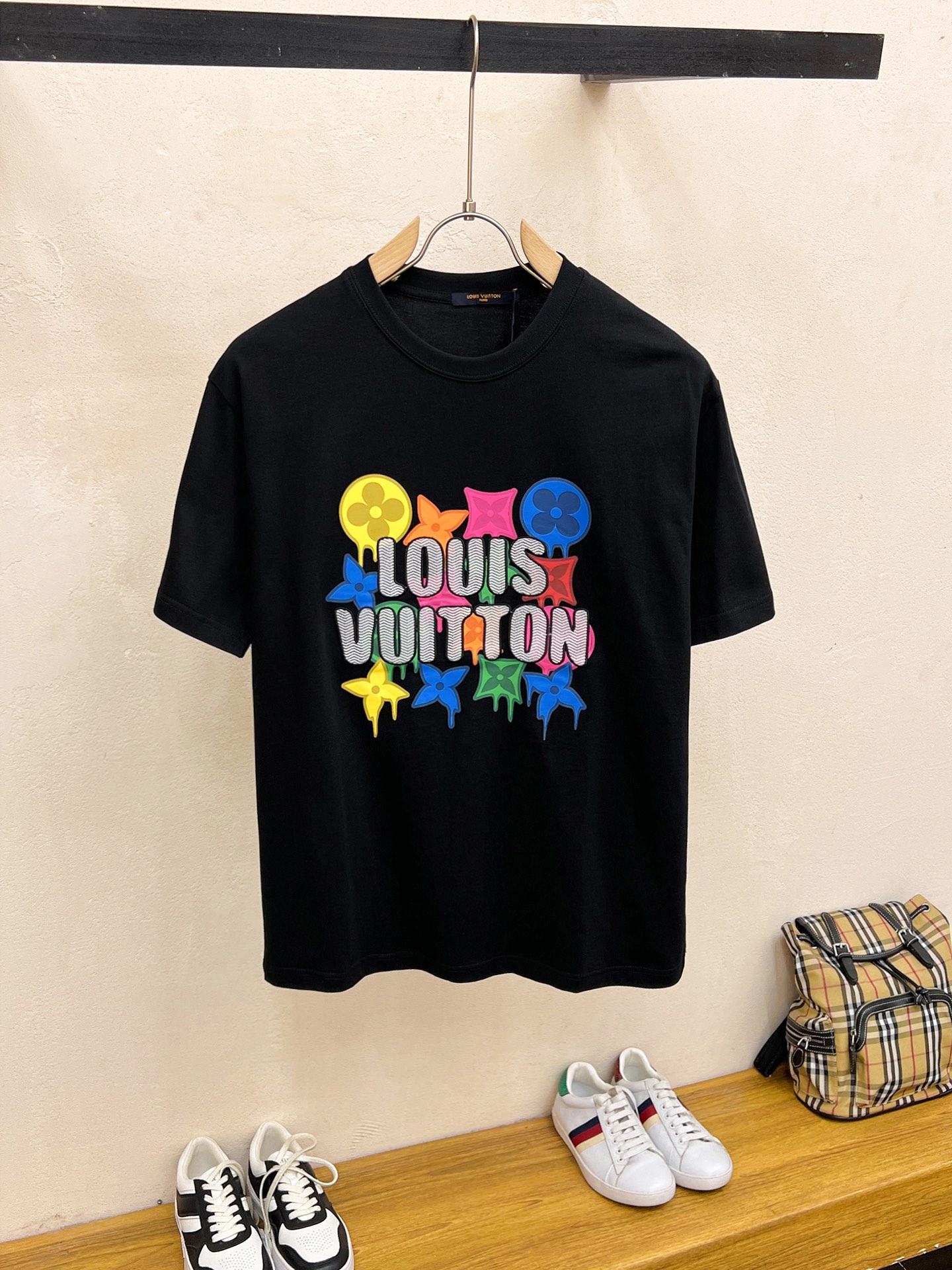 Louis Vuitton Kleding T-Shirt Zwart Wit Borduurwerk Katoen Fashion Korte mouw