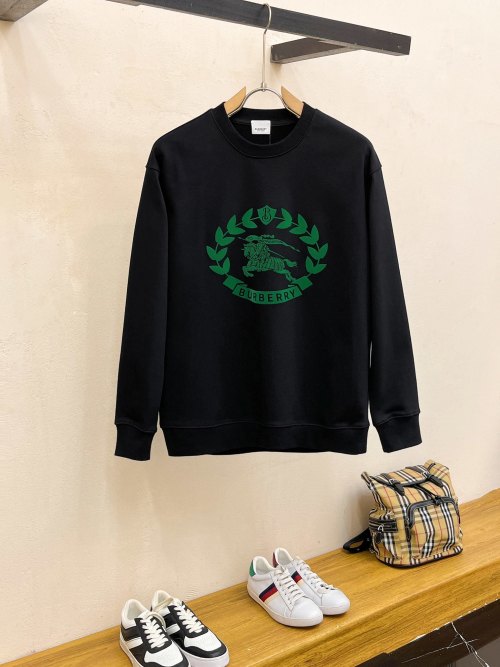 Burberry Men's Crewneck Sweatshirt, Long Sleeve Pullover with Logo Graphic 1 Burberry Men's Crewneck Sweatshirt, Long Sleeve Pullover with Logo Graphic