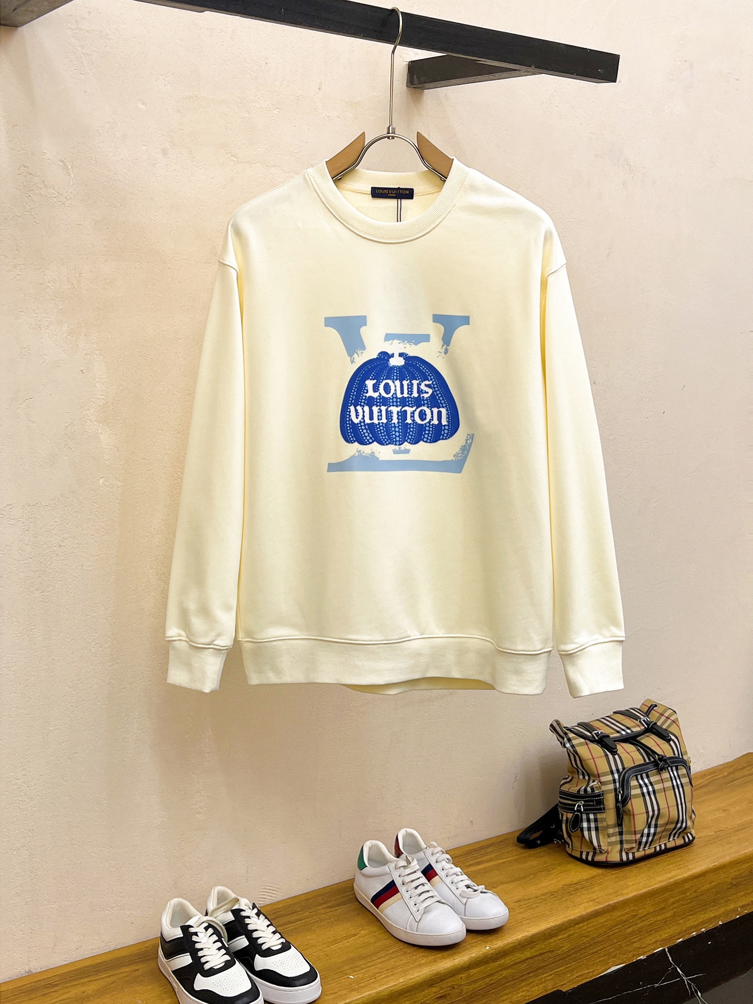 Louis Vuitton 2025 F/W Cotton Sweatshirt with Flocked Logo, Unisex