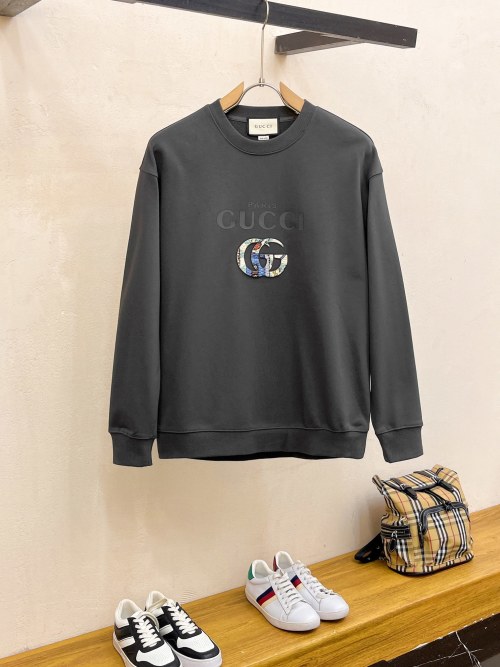 Gucci 2025 Fall/Winter Men's Crewneck Sweatshirt with Embroidered Logo 1 Gucci 2025 Fall/Winter Men's Crewneck Sweatshirt with Embroidered Logo