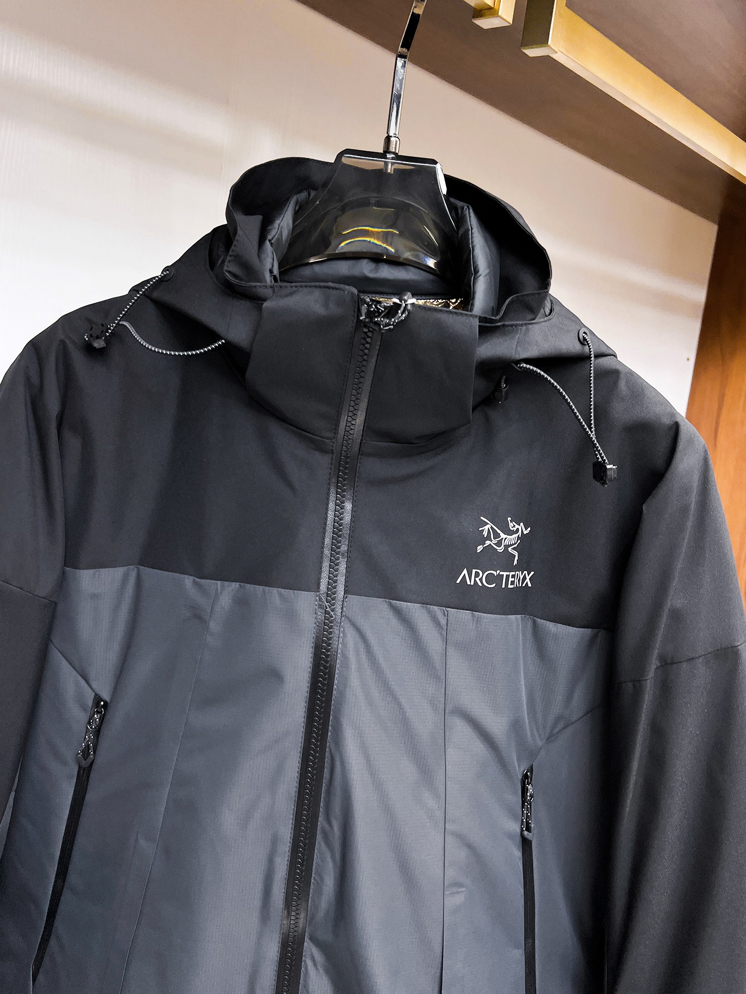 新款来袭 最高版本【始祖鸟】 三合一功能性户外性能 防风，防雨，90绒，ARCTERYX 始祖鸟硬壳顶级