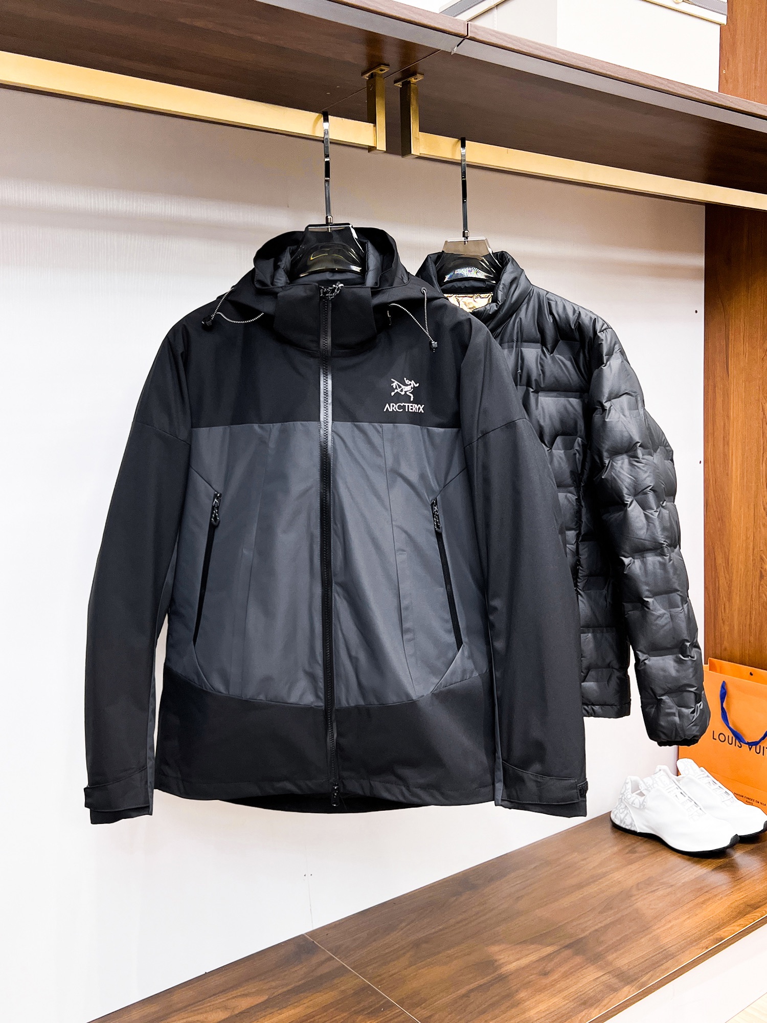 新款来袭 最高版本【始祖鸟】 三合一功能性户外性能 防风，防雨，90绒，ARCTERYX 始祖鸟硬壳顶级