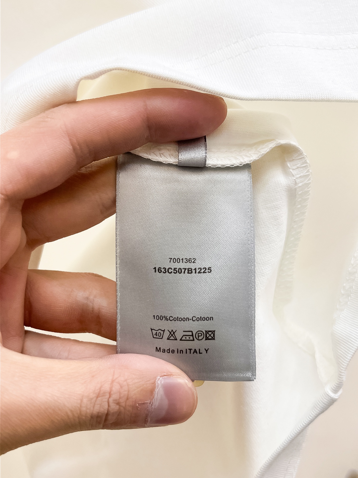 ss迪奥纯棉最新面料经典标识图案logo时尚简约潮流短袖，最顶级的品质专柜原单短袖，顶级制作工艺进口面料