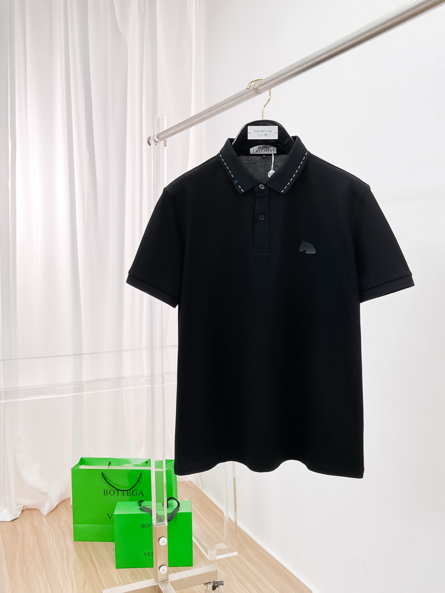 NO:123006,Hermes Xinjiang long velvet cotton fabric soft, comfortable and breathable 2025 summer limited short-sleeved Polo series -,,hermes,T-shirt,alexander wang19860909爱马仕 新疆长绒棉 面料柔软舒适透气 2025 夏季 限量款短袖Polo系列 -,,hermes,T-shirt,alexander wang,Men's clothing