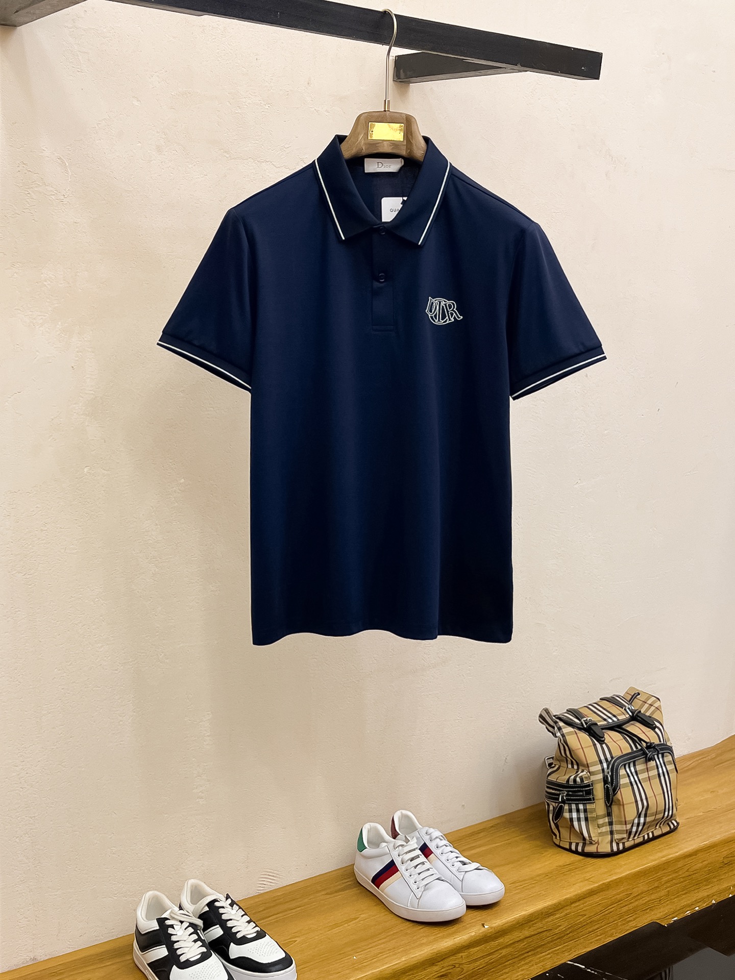 NO:160600,Dior upgraded customization plain fabric soft, comfortable and breathable 2025 summer limited short-sleeved Polo series -3xl,,dior,T-shirt,alexander wang19860909迪奥 提高级定制 平纹面料柔软舒适透气 2025 夏季 限量款短袖Polo系列 -3xl,,dior,T-shirt,alexander wang,Men's clothing