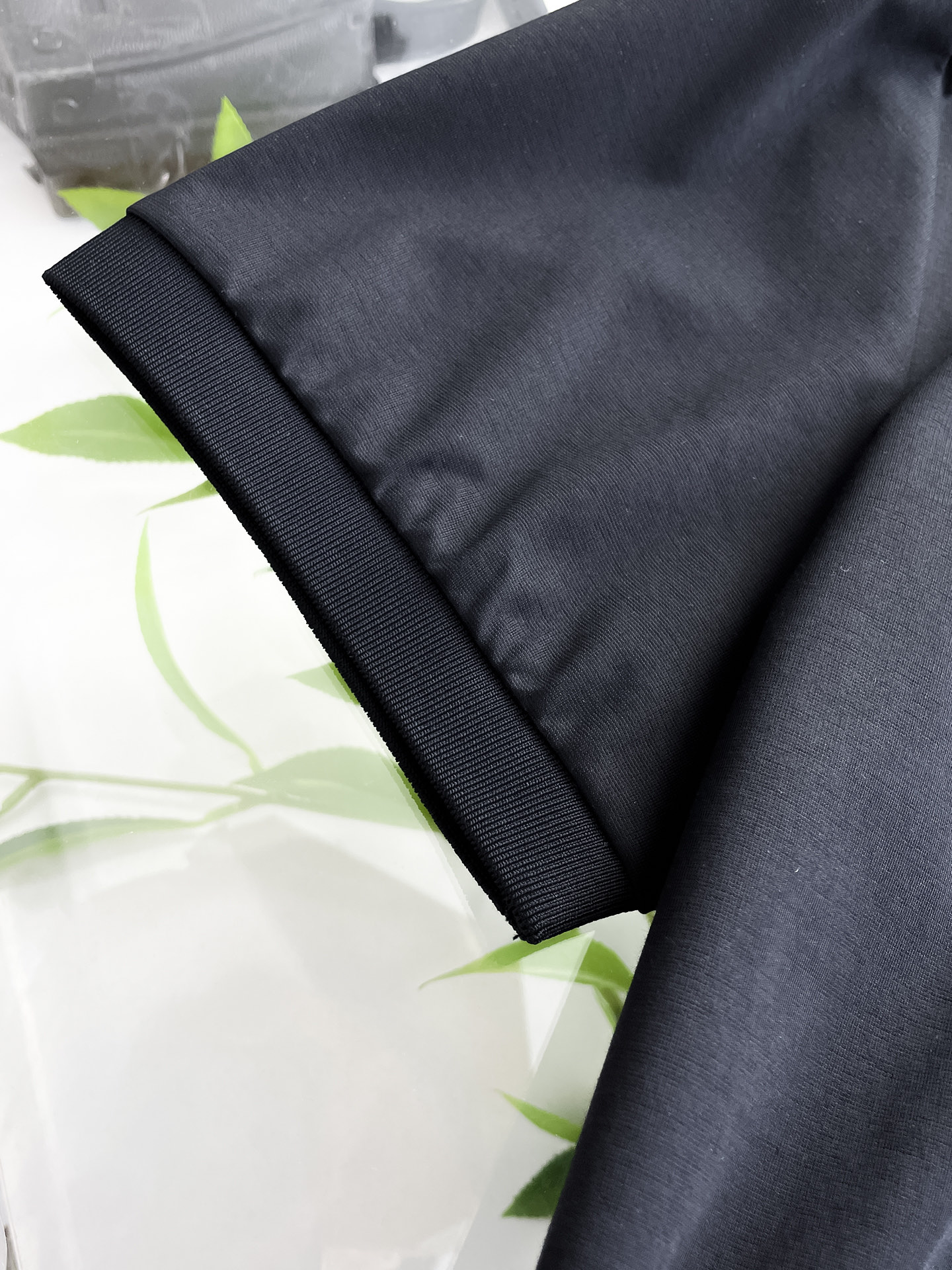 普拉达 高级定制 平纹面料柔软舒适透气2025 夏季 限量款短袖Polo系列𝗦𝗜𝗭𝗘：𝗠-3xl