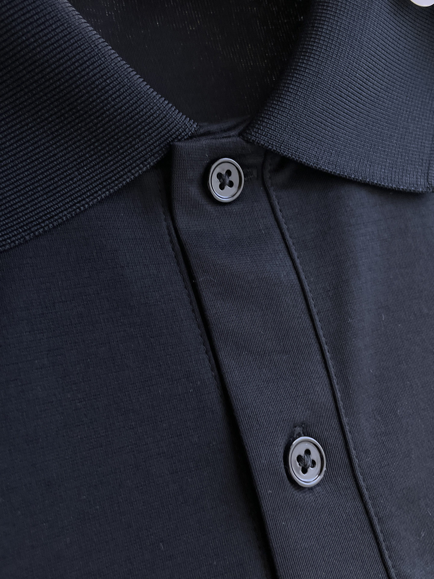 普拉达 高级定制 平纹面料柔软舒适透气2025 夏季 限量款短袖Polo系列𝗦𝗜𝗭𝗘：𝗠-3xl