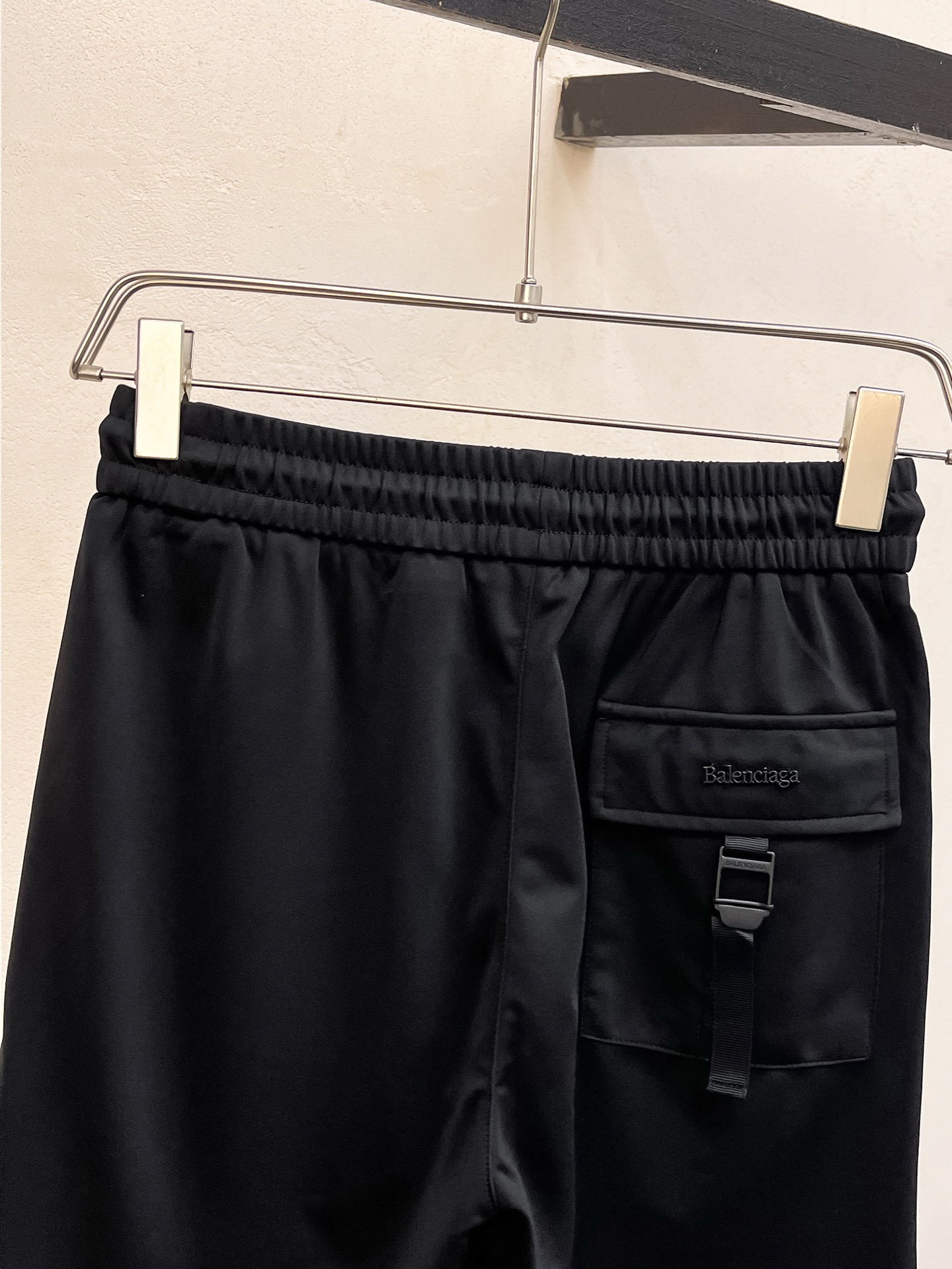 Balenciaga  男士休闲短裤服装,男 8