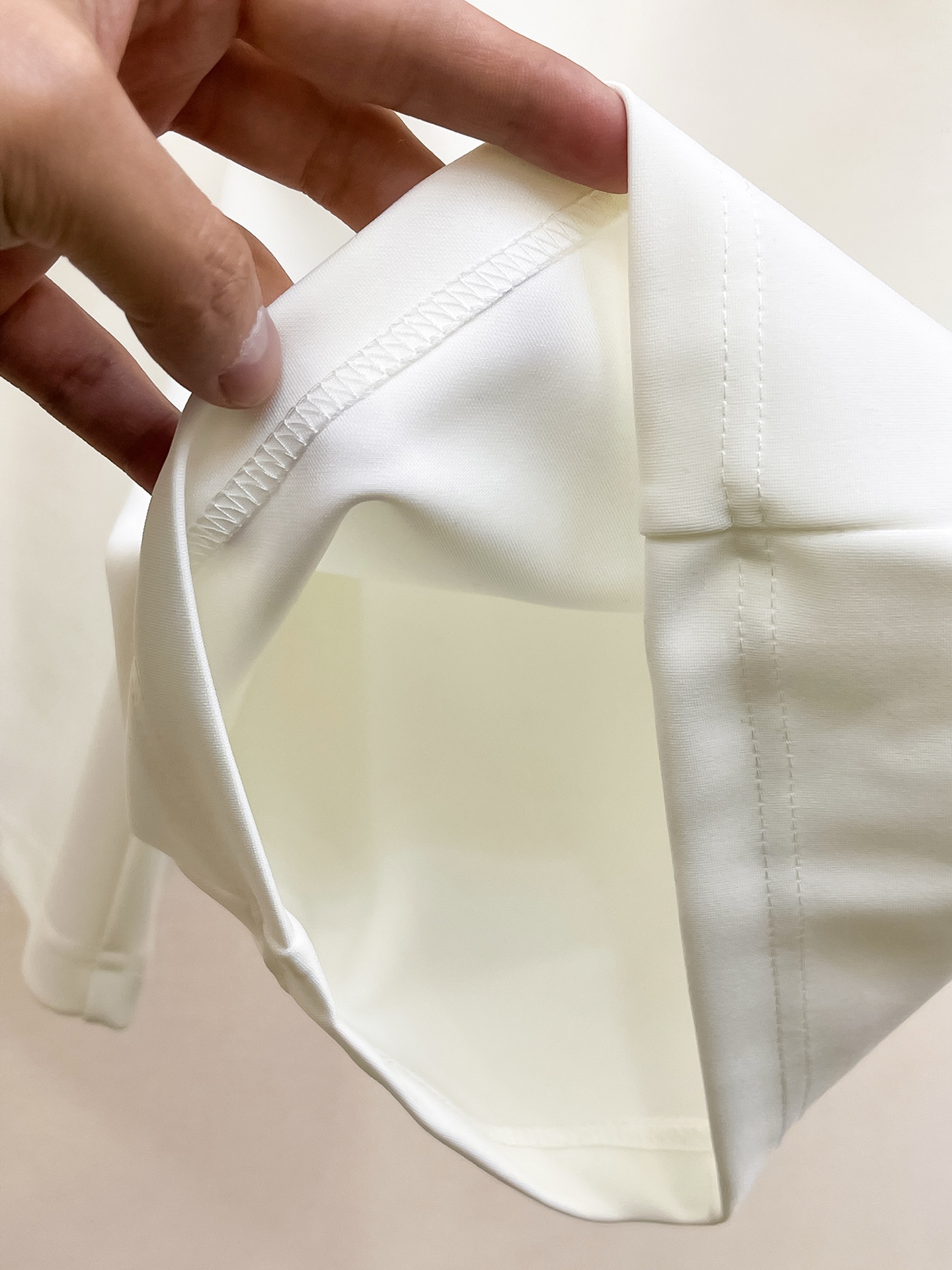 Prada 男士休闲短裤服装,男 6 Prada 男士休闲短裤服装,男 6