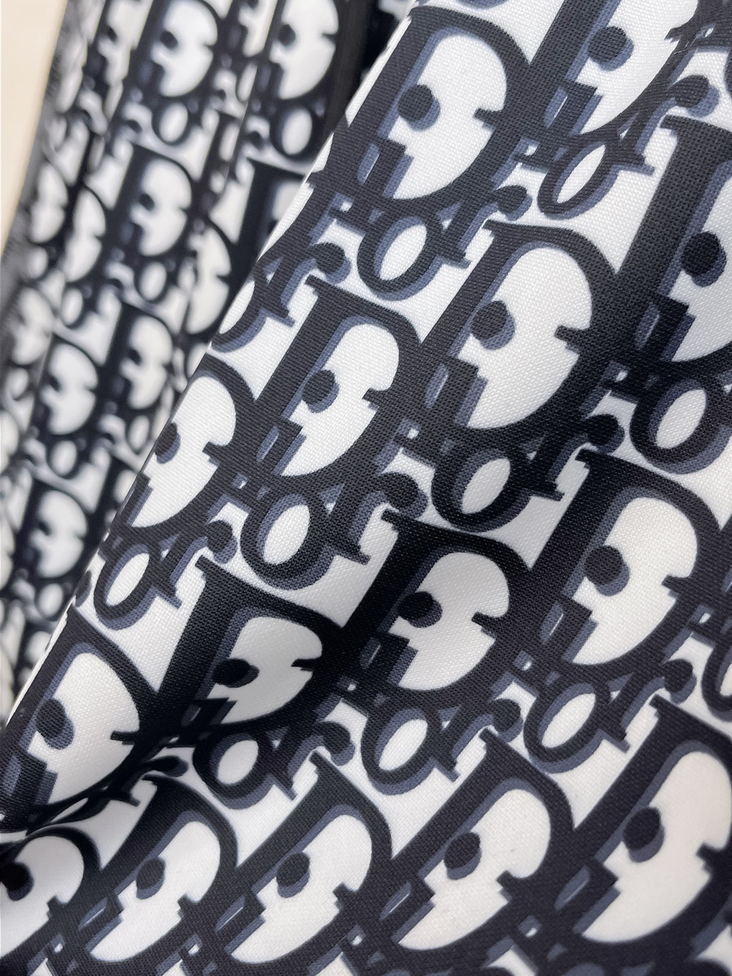 Dior  男士休闲短裤服装,男 5