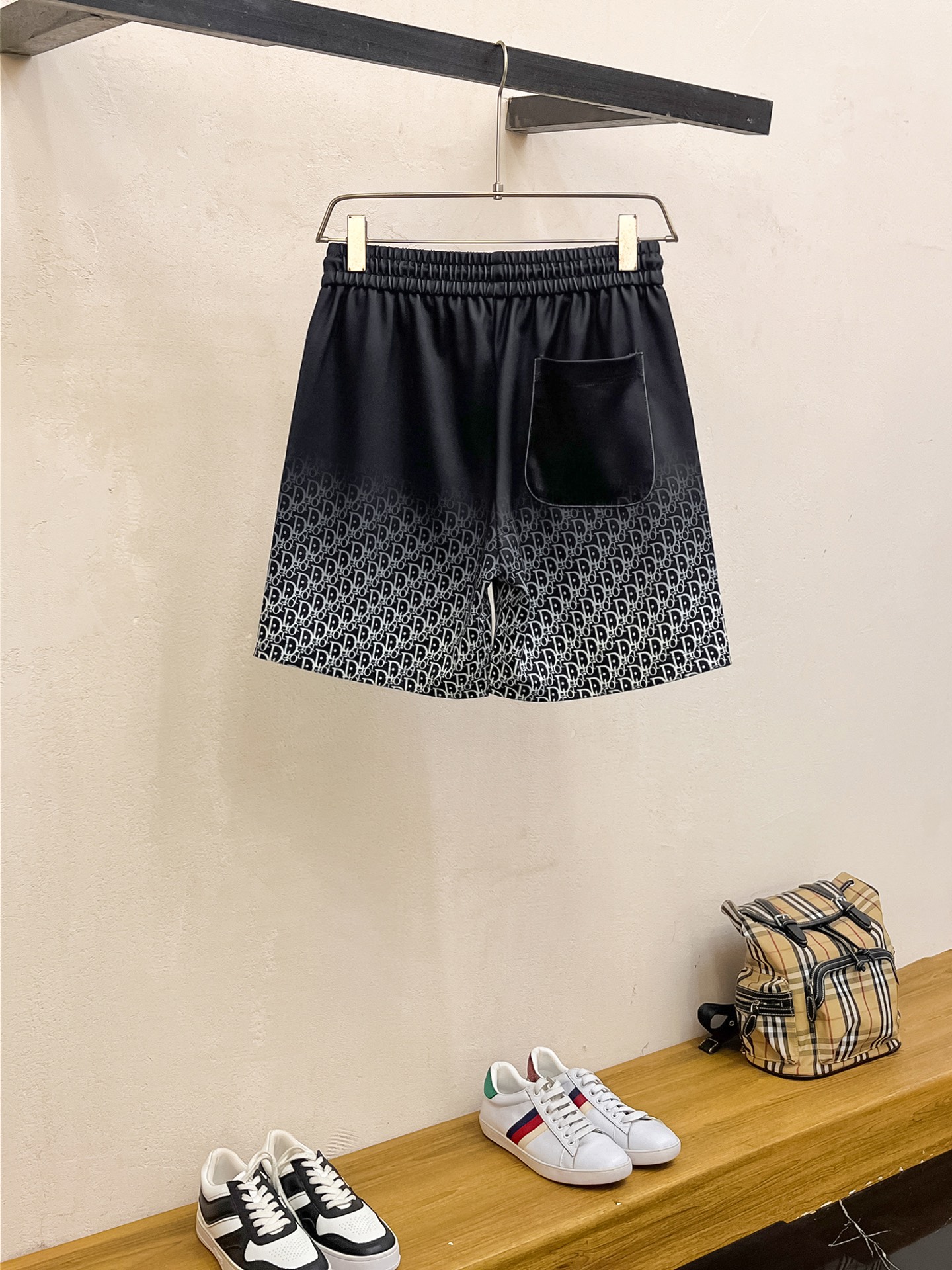 Dior  男士休闲短裤服装,男 9