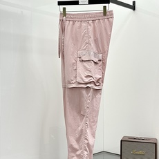 P始祖鸟春夏25ss休闲裤金典再次出现,原单订制高品质时尚休闲裤。超级百搭款。独家定制面料,挺阔有型,贴 P始祖鸟春夏25ss休闲裤金典再次出现,原单订制高品质时尚休闲裤。超级百搭款。独家定制面料,挺阔有型,贴