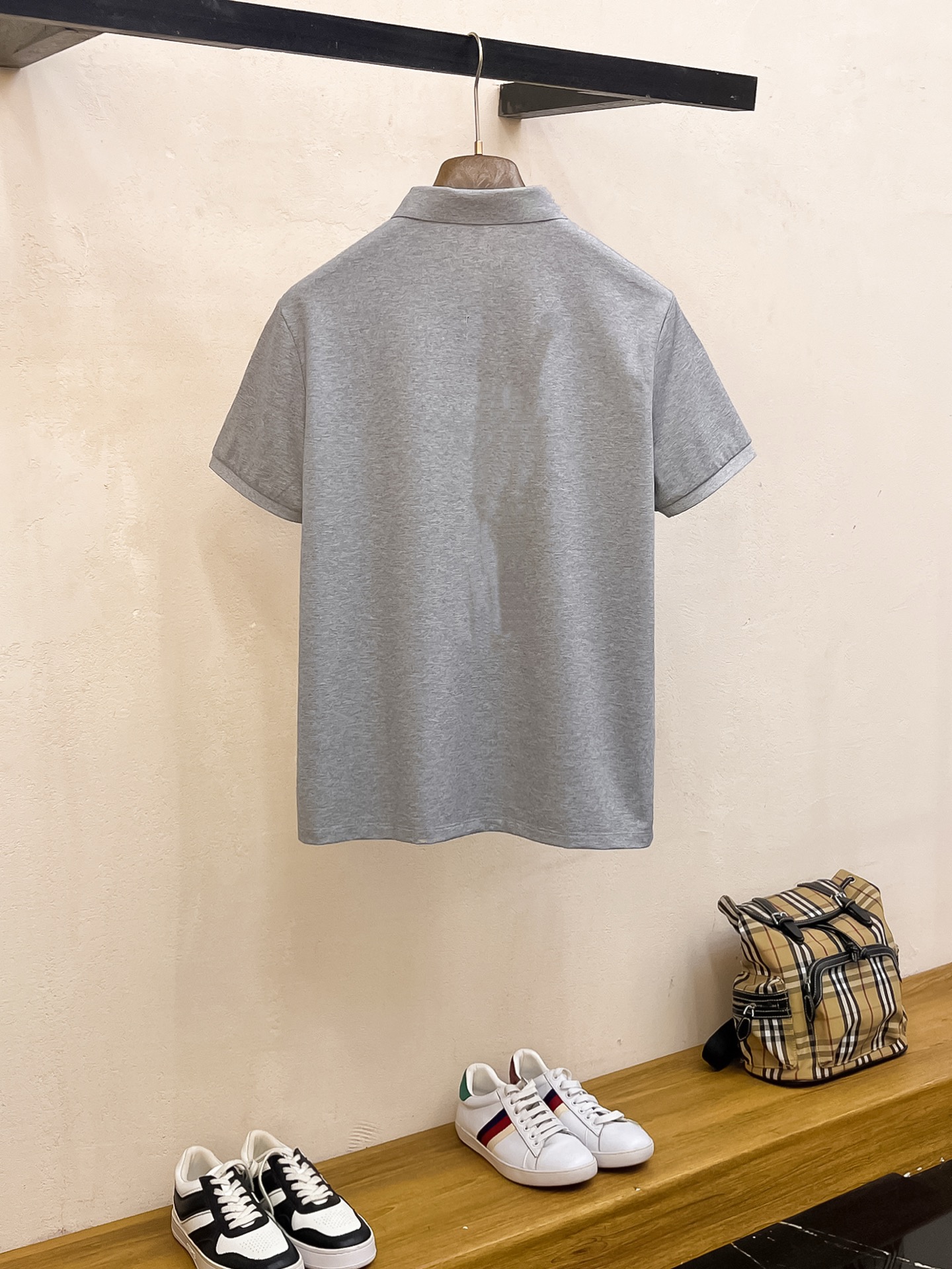 P始祖鸟25SS新款春夏短袖翻领T恤Polo，最高版本客供定制高端朱地面料简单时尚款，拼色螺纹超级好看！