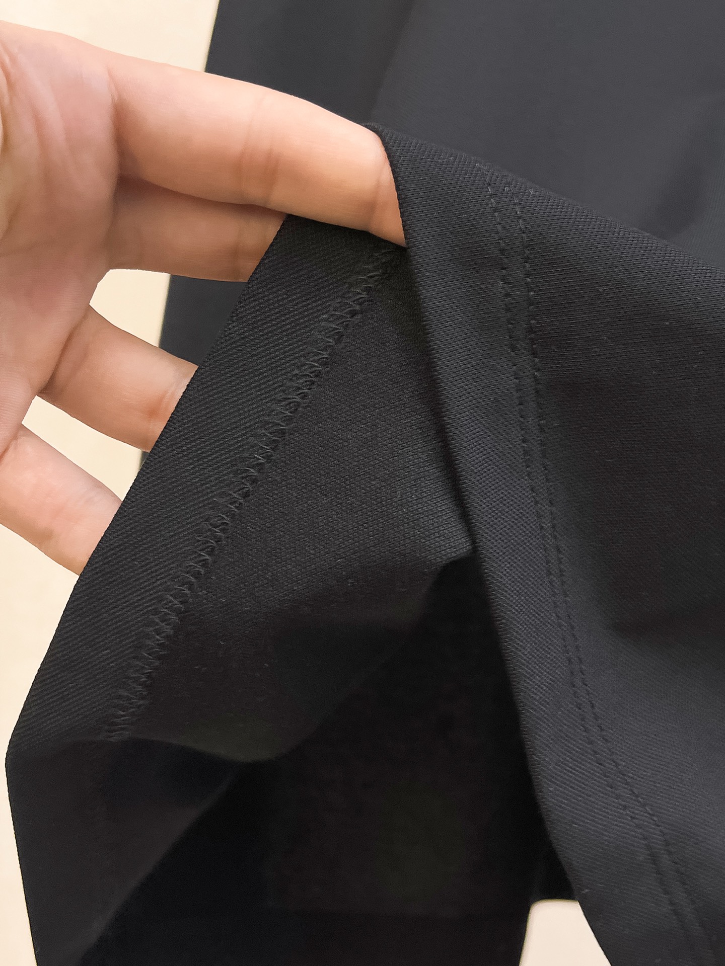 P始祖鸟25SS新款春夏短袖翻领T恤Polo，最高版本客供定制高端朱地面料简单时尚款，拼色螺纹超级好看！