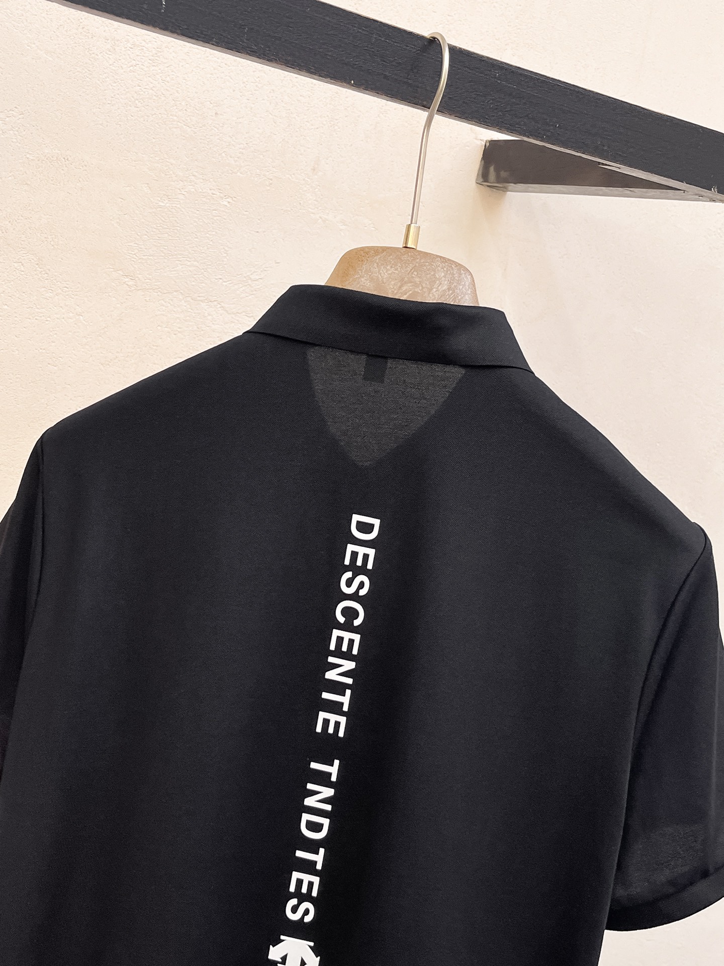 P迪桑特25SS新款春夏短袖翻领T恤Polo，最高版本客供定制高端朱地面料简单时尚款，拼色螺纹超级好看！