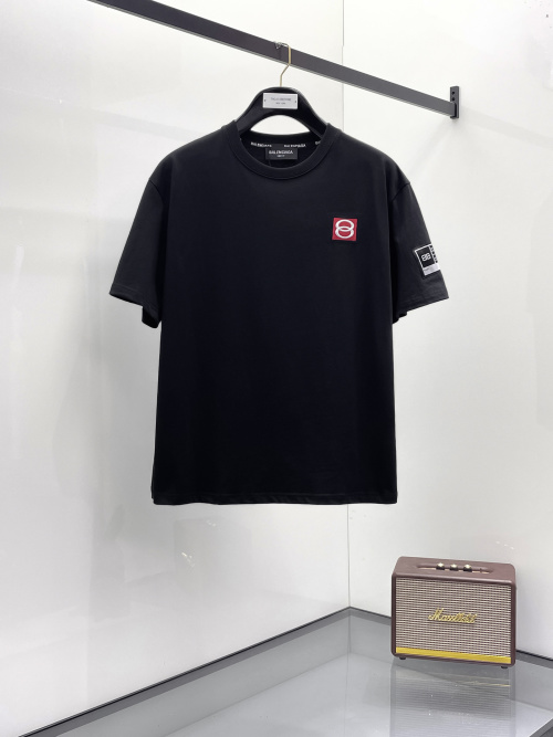Balenciaga 2025 Summer Short Sleeve T-Shirt - Unique Artistic Design 1 Balenciaga 2025 Summer Short Sleeve T-Shirt - Unique Artistic Design