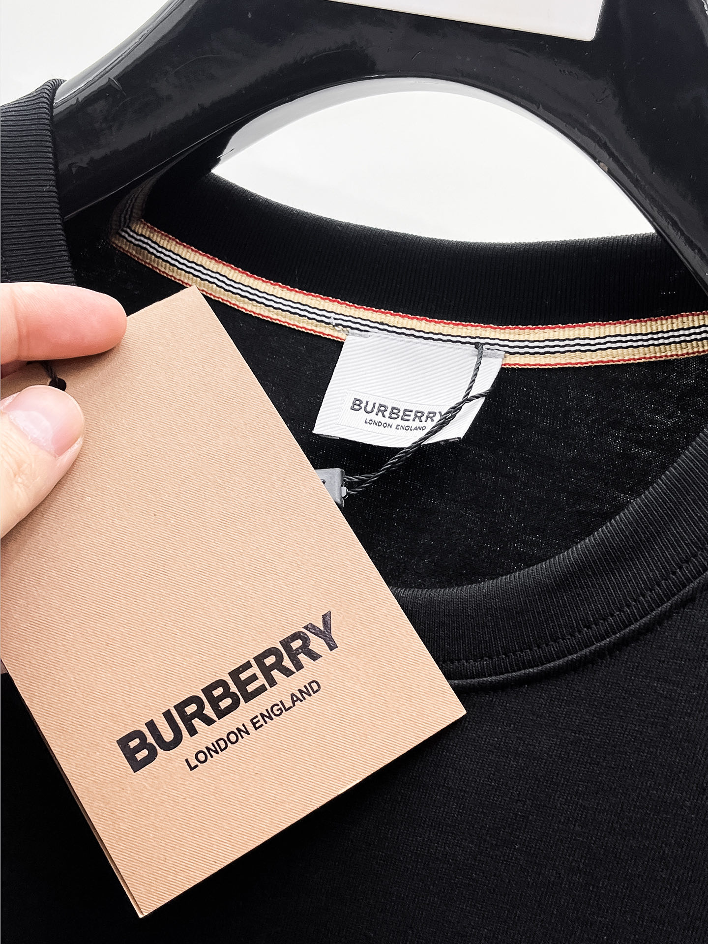 Burberry Summer Short Sleeve T-Shirt - Unique Art Series, Comfortable Cotton 6 i1750041162072 5862 0 4