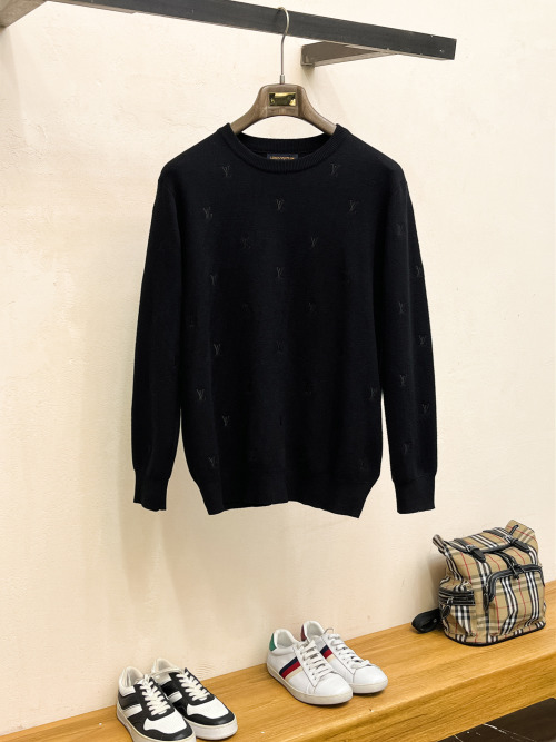 Louis Vuitton Merino Wool Sweater - Elegant Knitwear for Layering 1 Louis Vuitton Merino Wool Sweater - Elegant Knitwear for Layering
