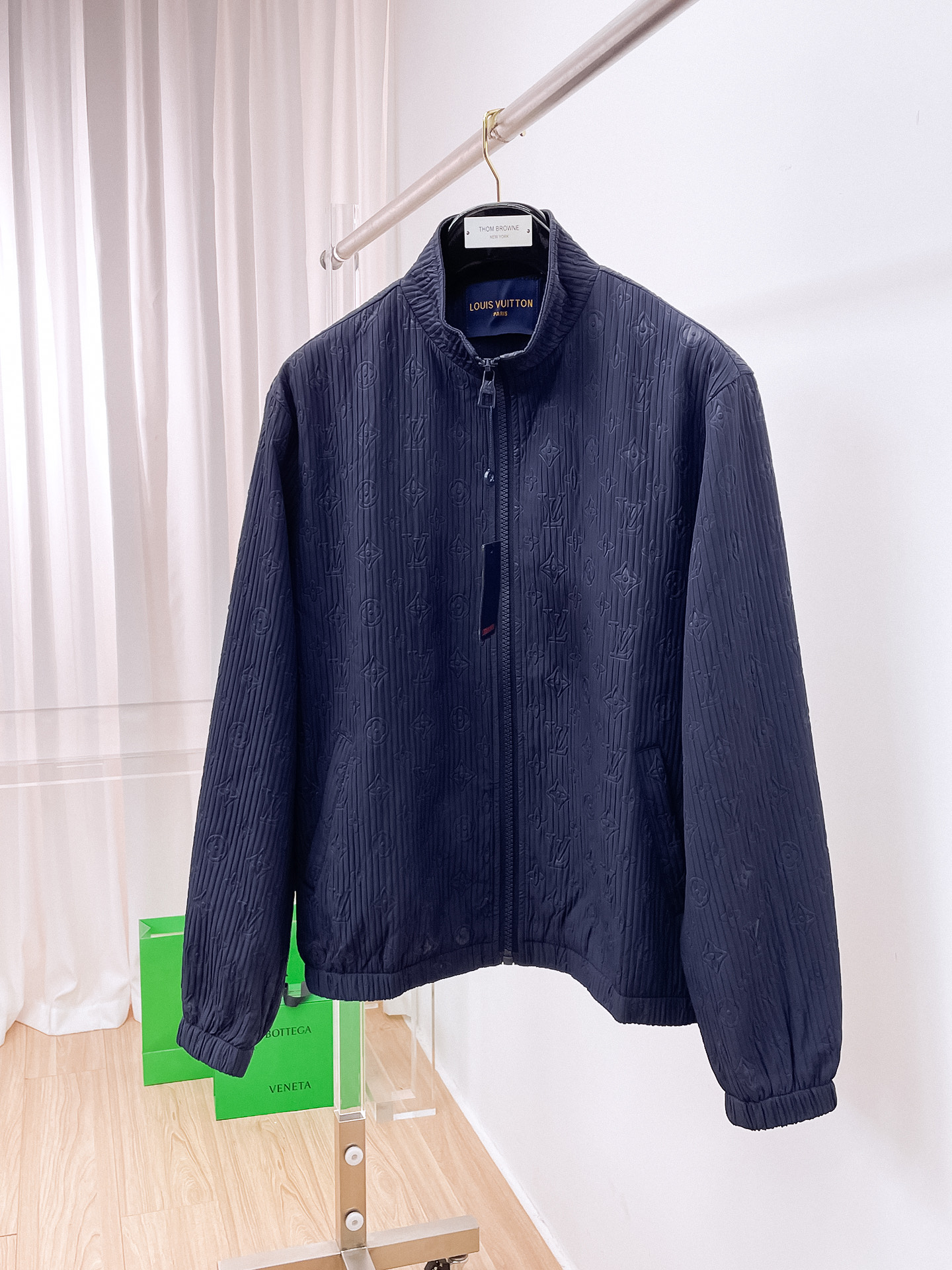 NO:598136,LV Lujia 2025 Autumn and Winter Jacket Top color all-over presbyopic zipper metal original jacket jacket, exquisite crafts counter fabric, top element fusion, classic jacket complete with 3 standards, trendy men's fashion, both upper body comfort and unparalleled existence Size M-3XL,, louis vuitton, louis vuitton, louis vuitton, jackets & coats, jackets & coats, alexander wang19860909LV 驴家 2025秋冬外套 顶级颜色满幅老花拉链金属原版打造夹克外套,精致工艺专柜面料,顶级元素融合打造,经典外套3标齐全,潮男时尚,无论是上身舒适度还是都是无可比拟的存在 码数M-3XL,,louis vuitton,louis vuitton,louis vuitton,jackets & coats,jackets & coats,alexander wang,Men's clothing